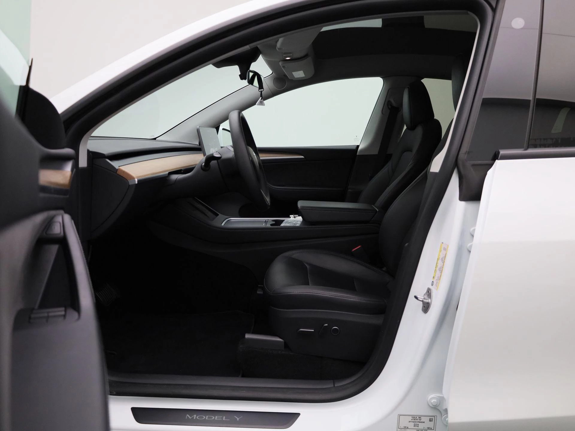 Tesla Model Y Long Range Dual Motor AWD