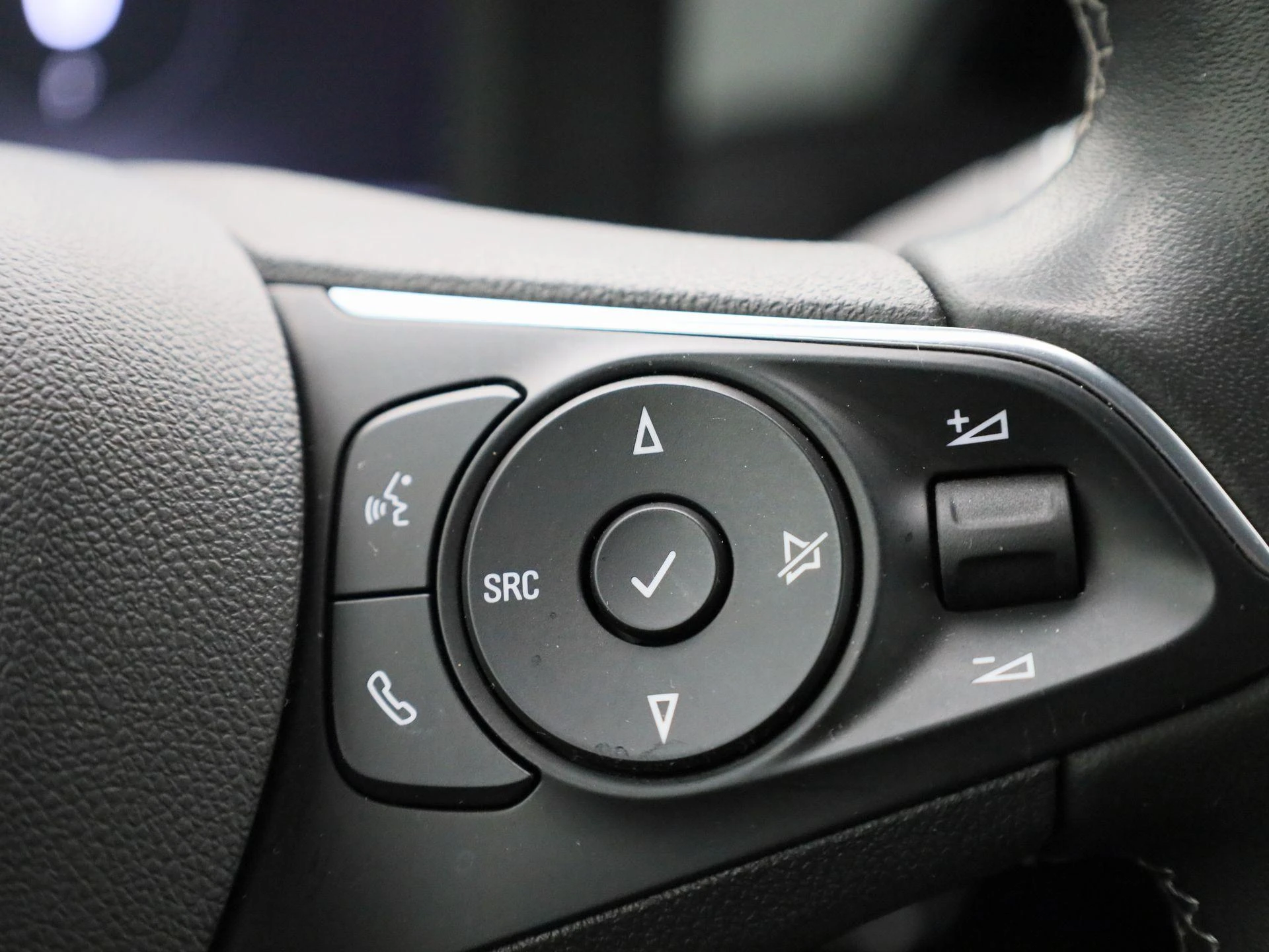 Opel-Mokka-e-image-20