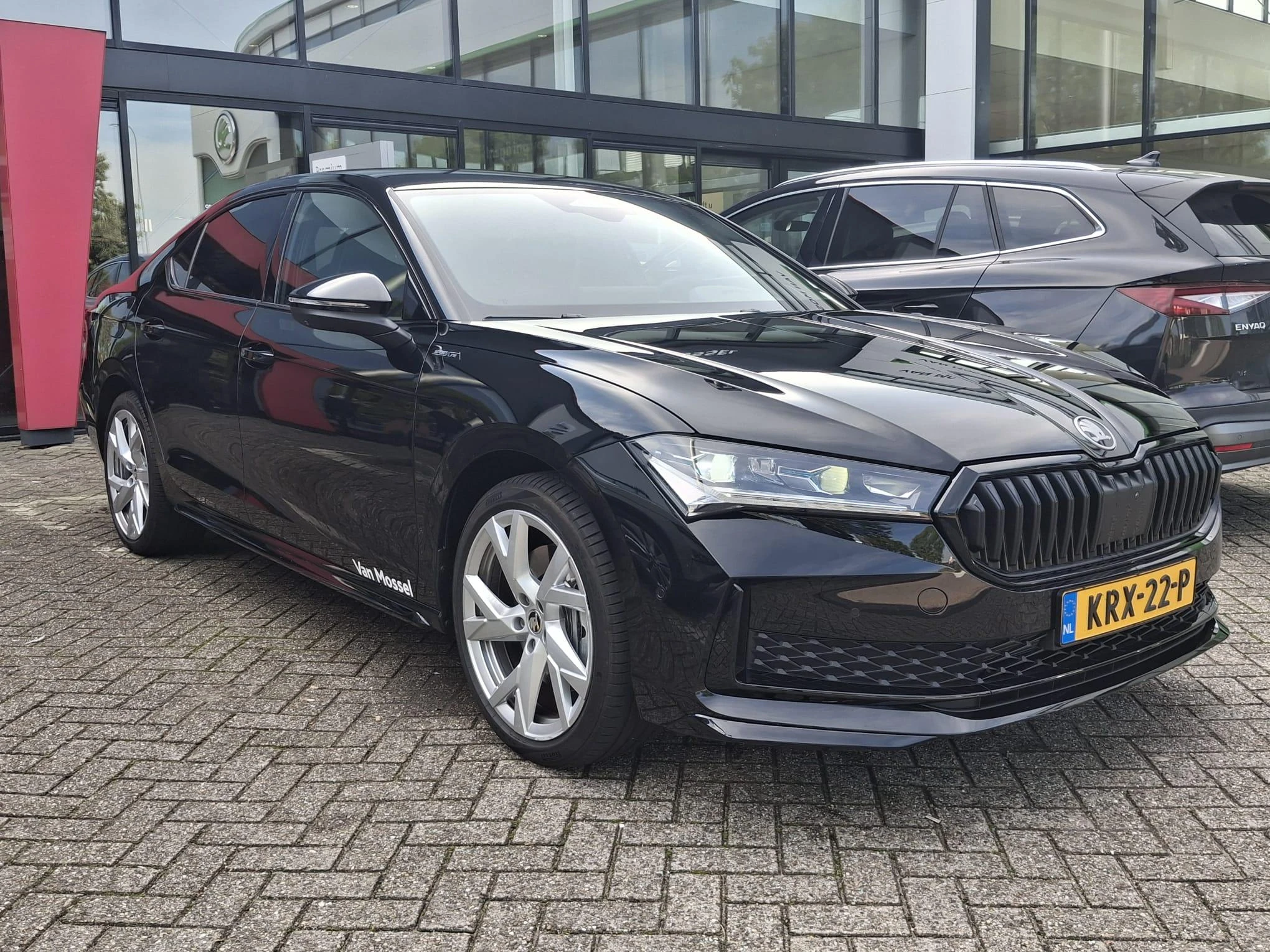 Škoda-Superb-image-2