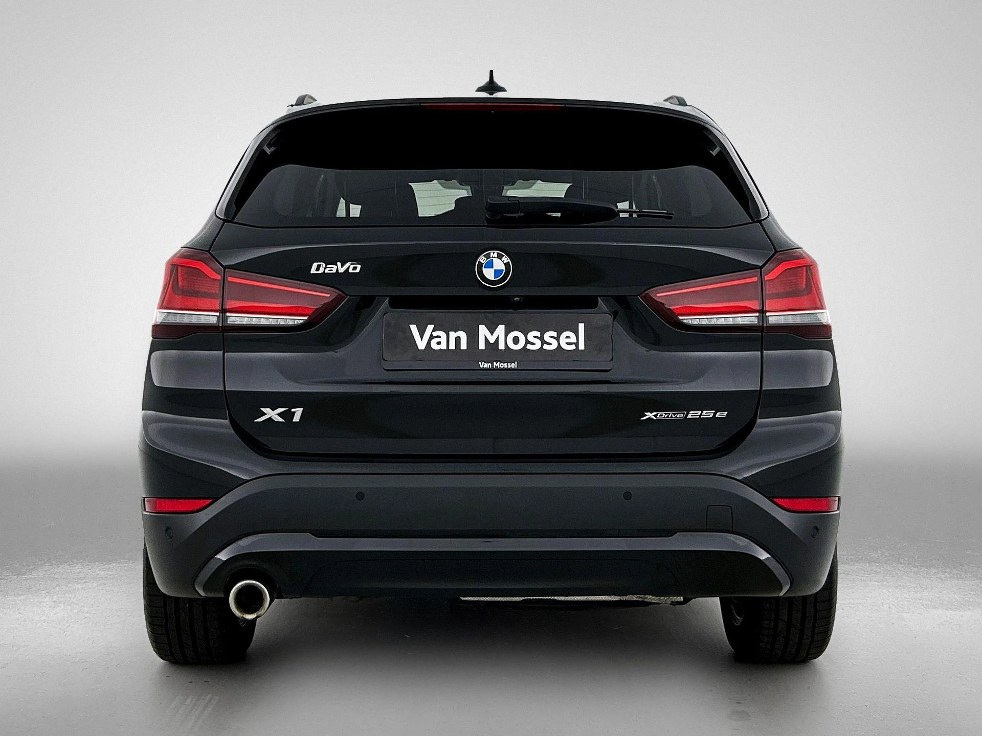 BMW-X1-image-2