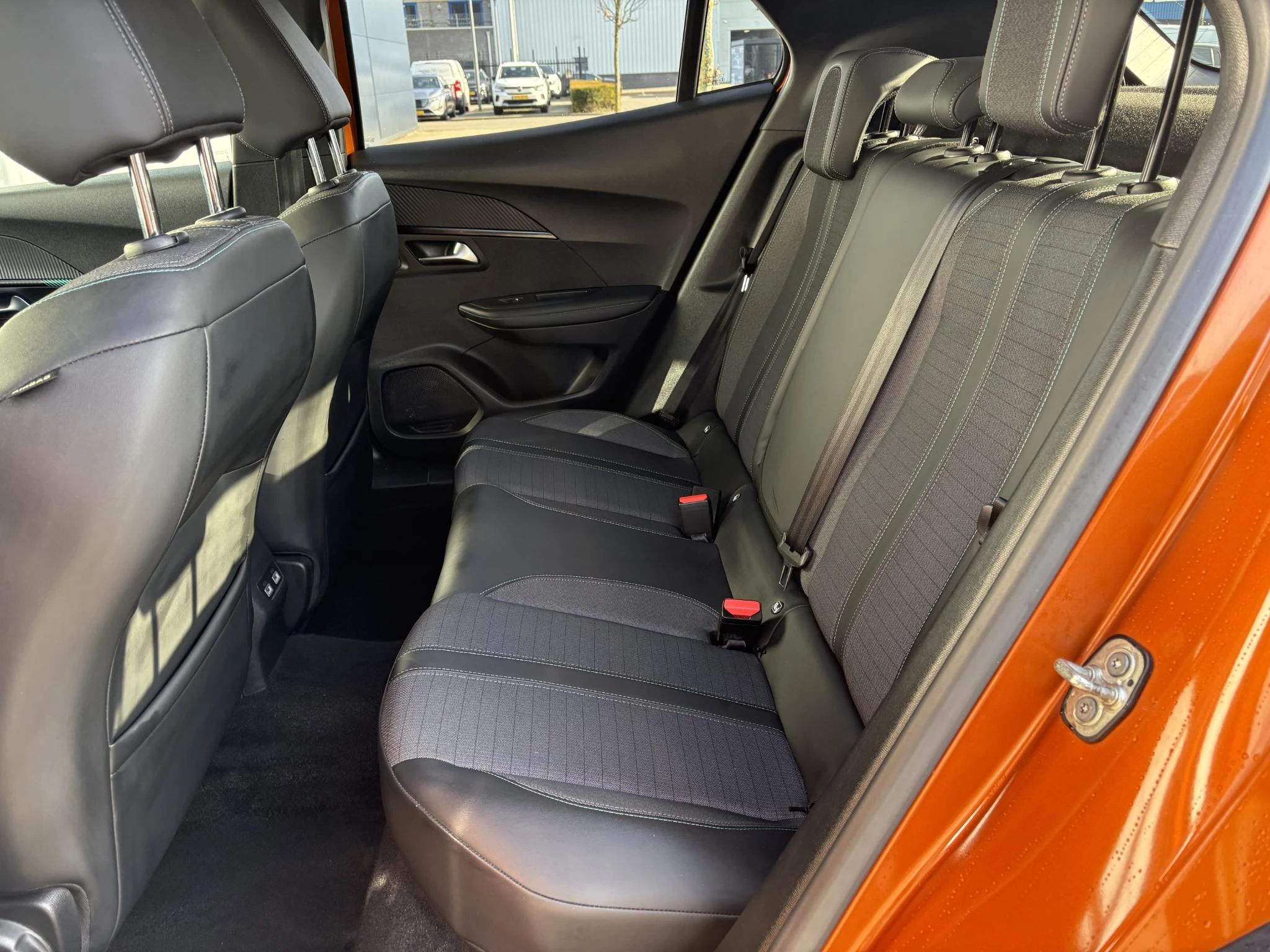 Peugeot-2008-image-10