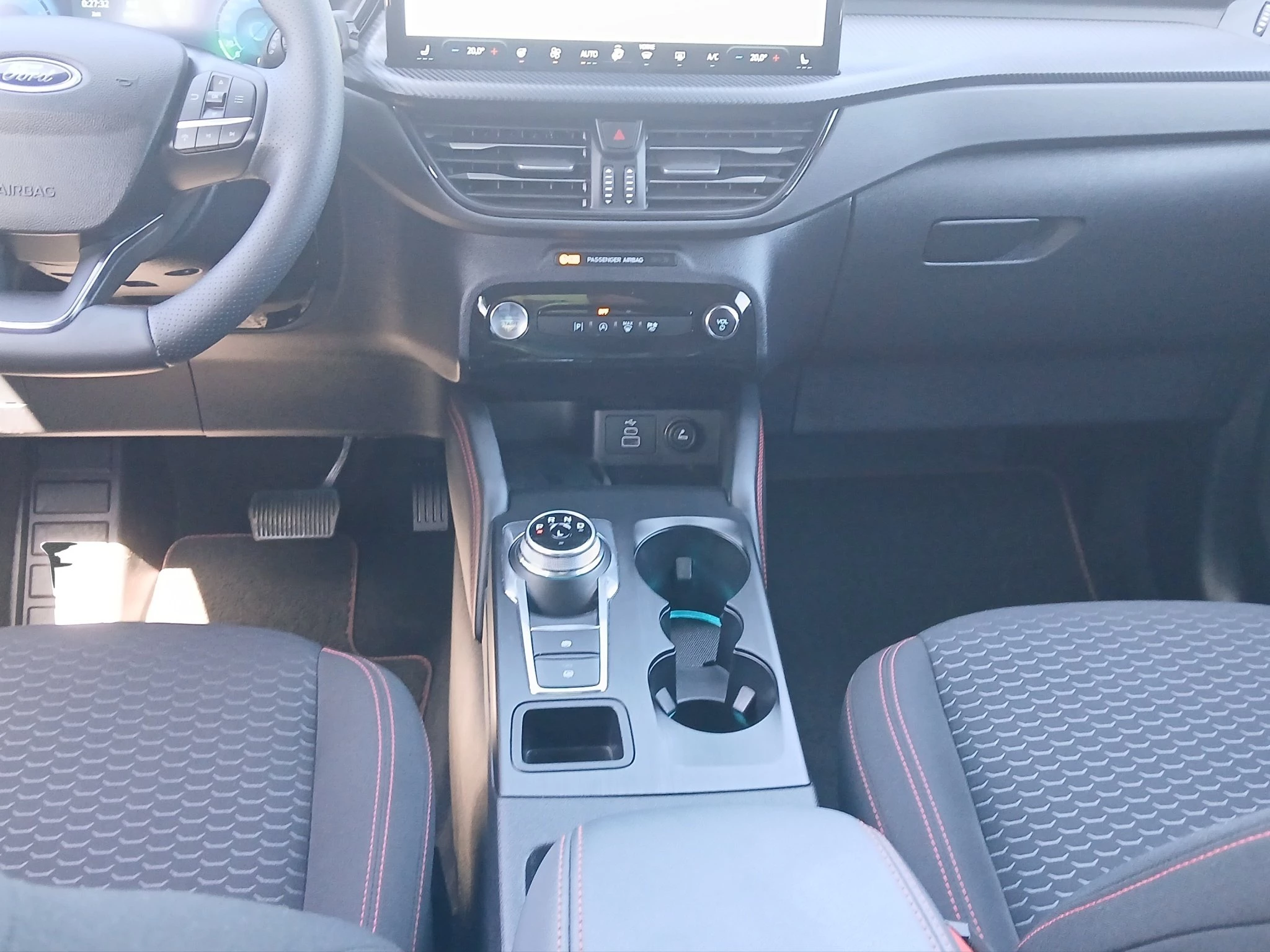Ford-Kuga-image-13