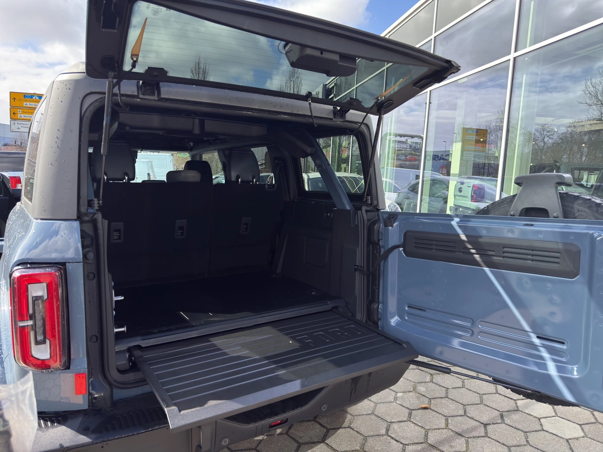 Ford Bronco Outer Banks V6 *Hot Deal Aktionsangebot als Barpeis inkl. PC13*