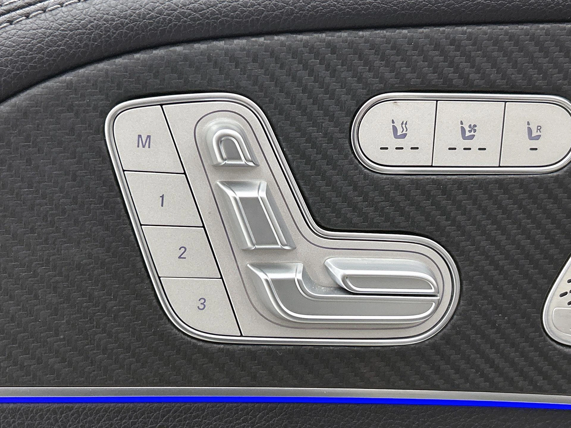 Mercedes-Benz-GLE-image-27