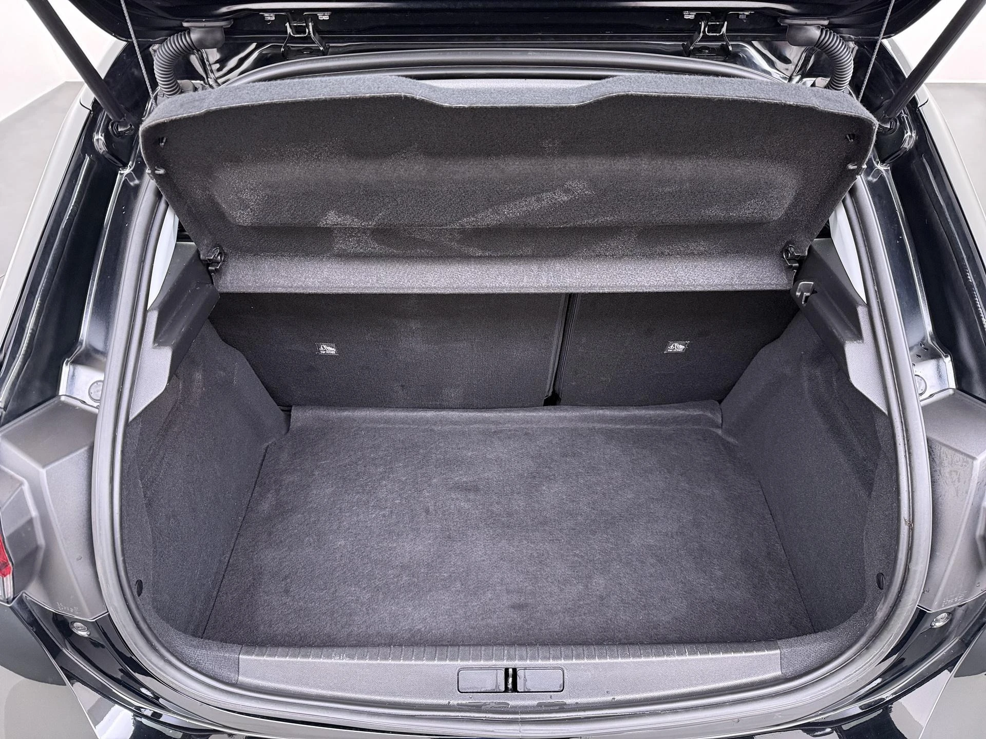 Opel-Corsa-image-8