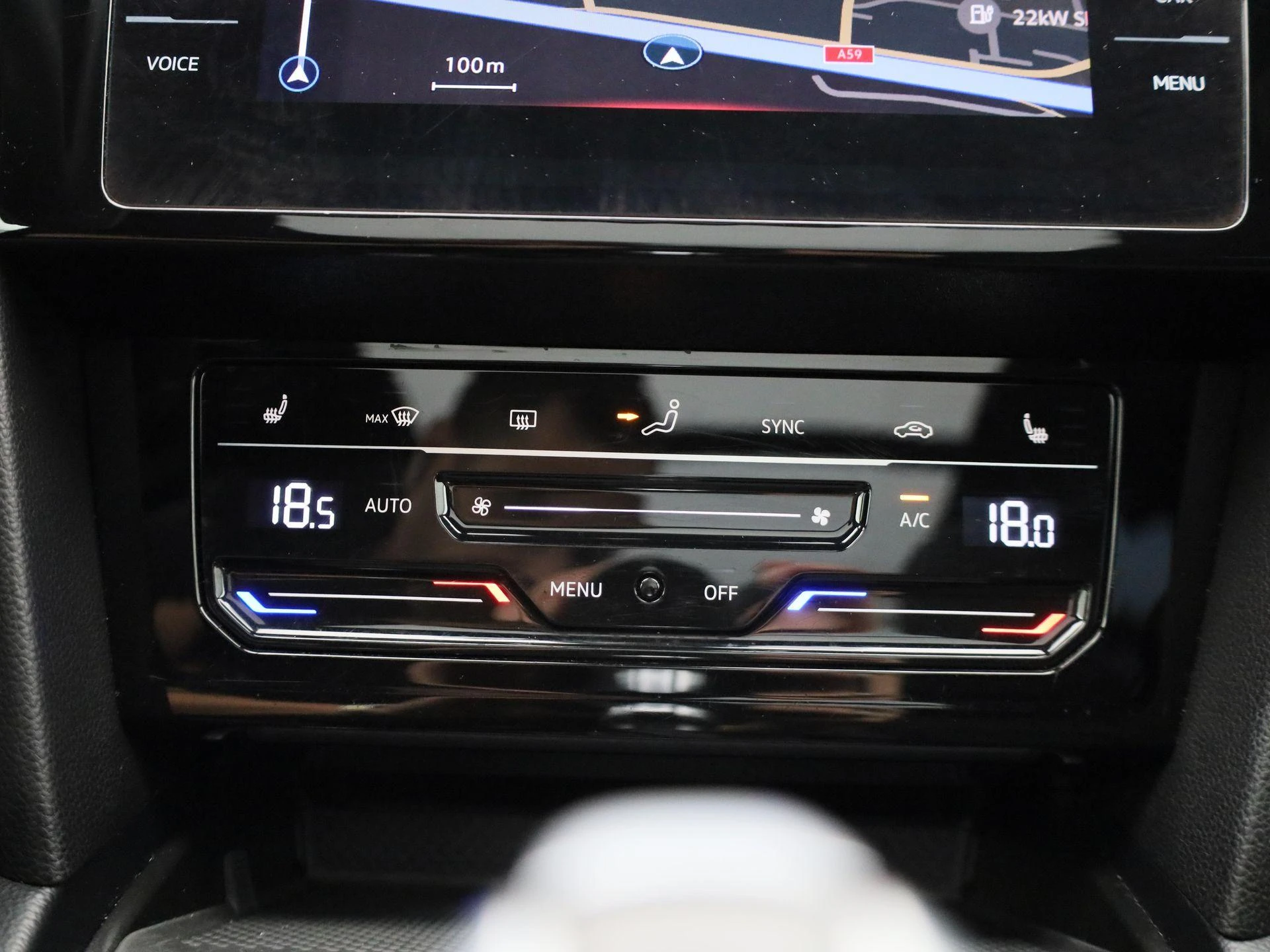 Volkswagen-Passat-image-17