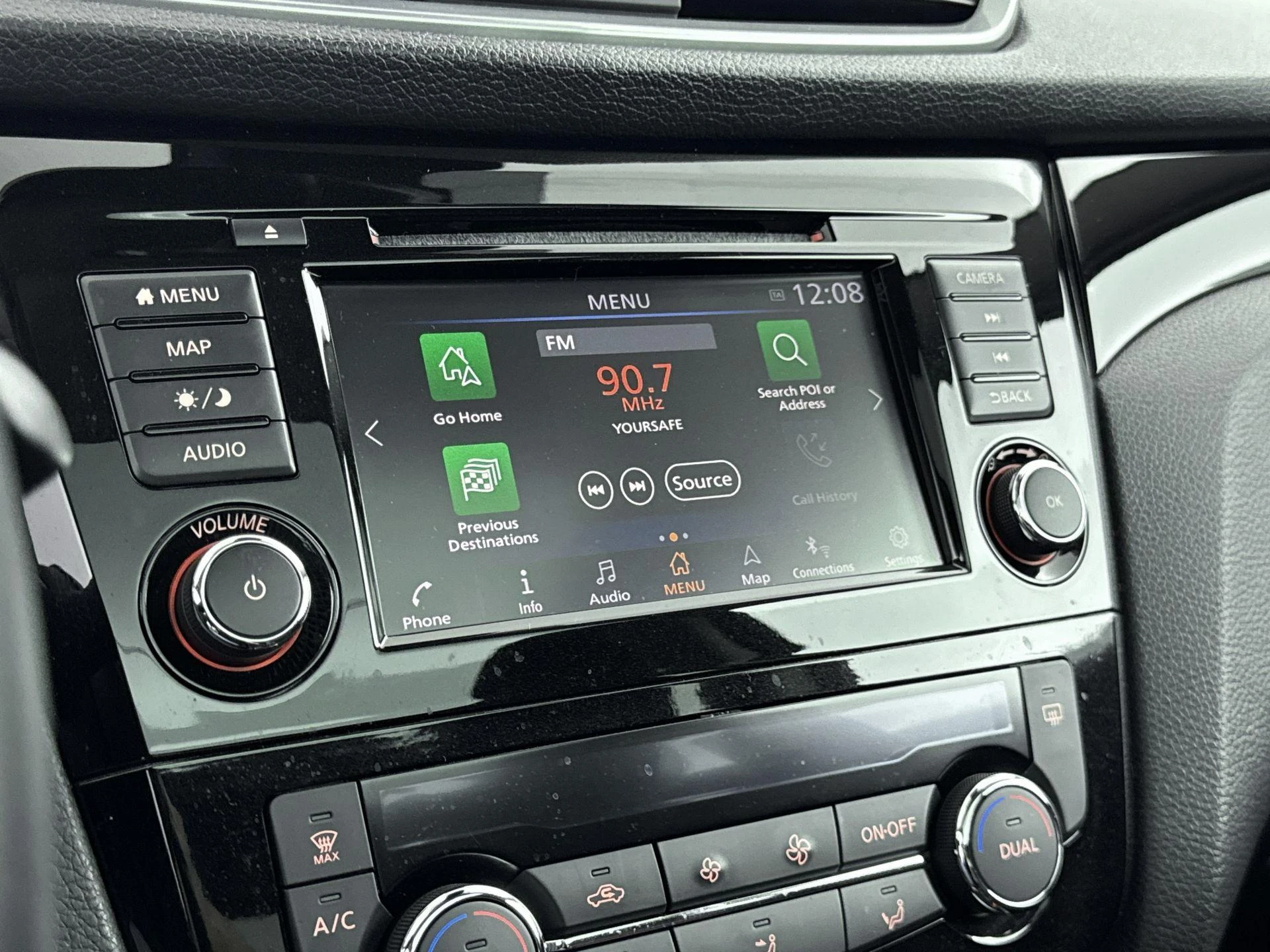 Nissan-QASHQAI-image-8