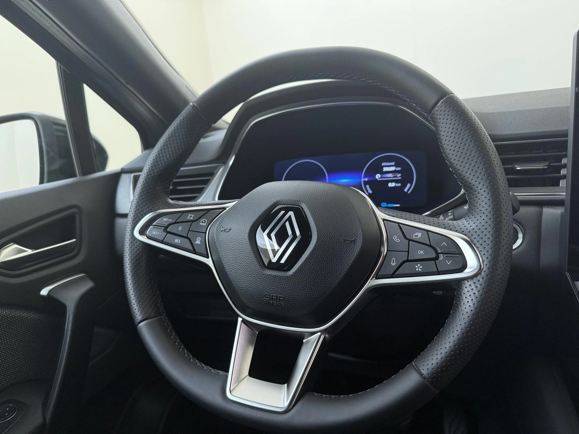 Renault-Captur-image-9