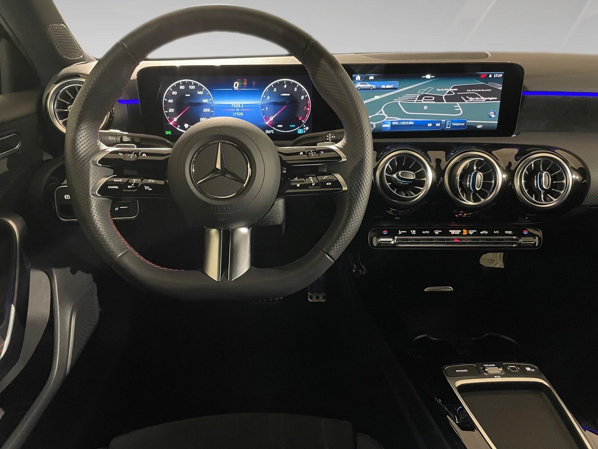Mercedes-Benz-Classe A-image-5