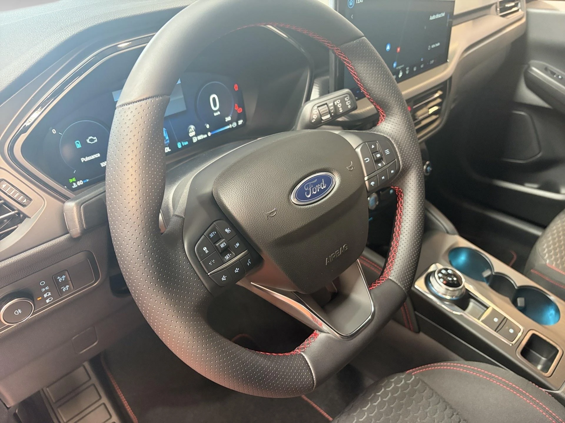 Ford-Kuga-image-7