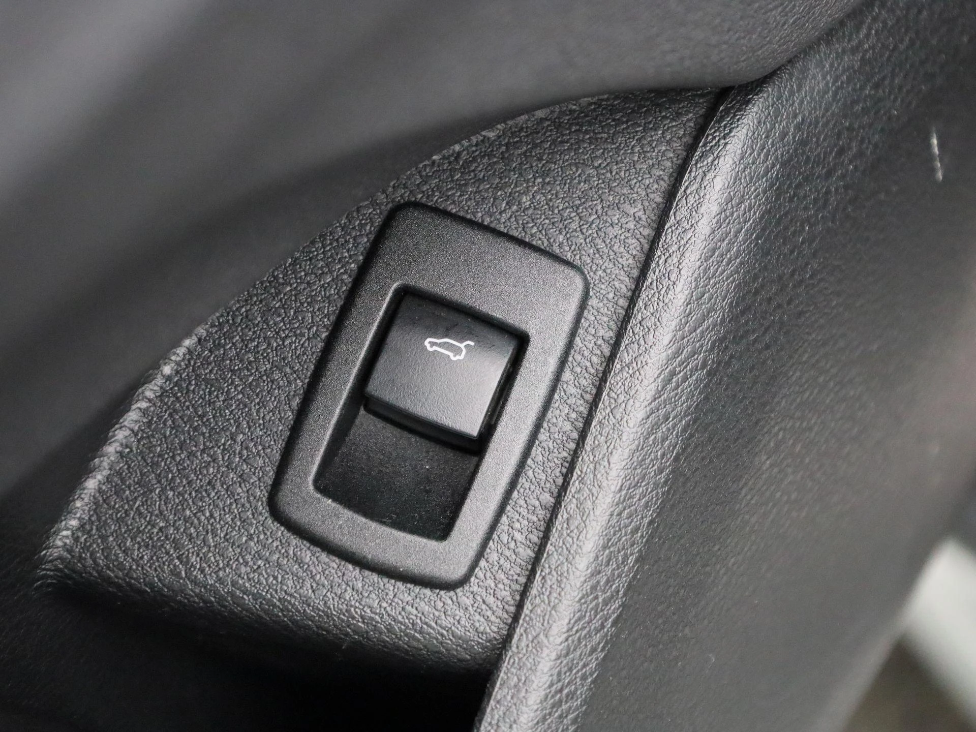 BMW-X1-image-32
