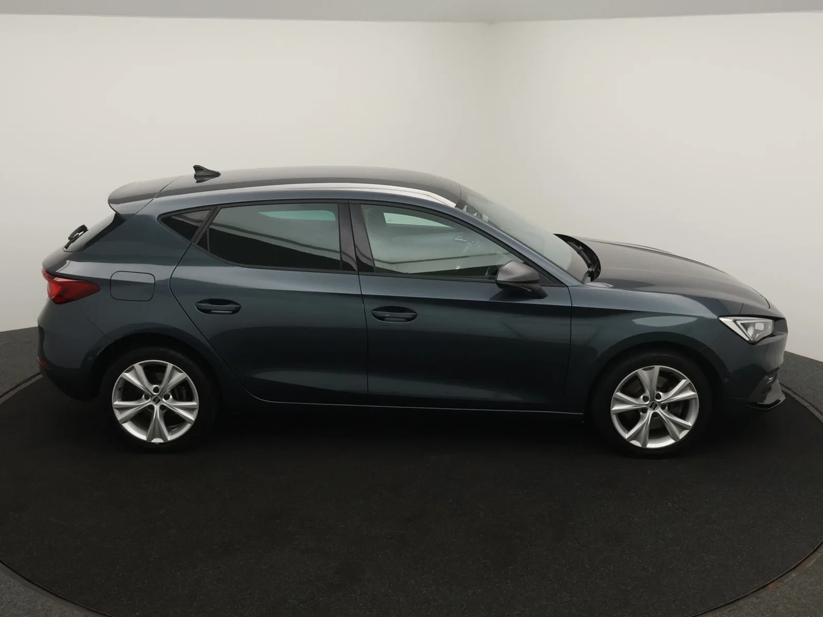 SEAT Leon e-Hybrid (PHEV) 1.4 e-Hybrid PHEV 204PK *AUTOMAAT*LEDER*ALCANTARA*ACC*PDC*VIRTUAL COCKPIT*APP-CONNECT*...*