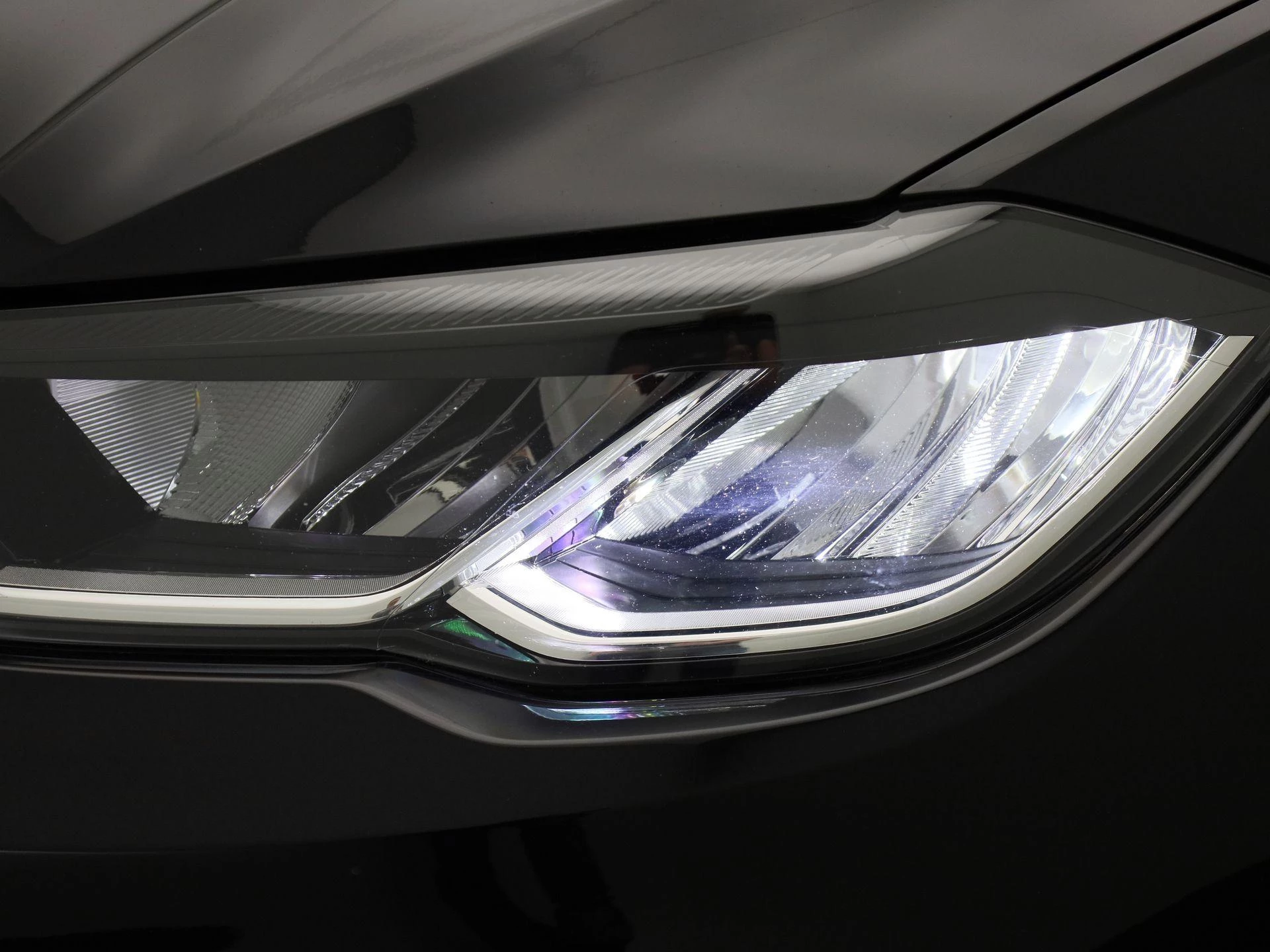 Volkswagen-Polo-image-13