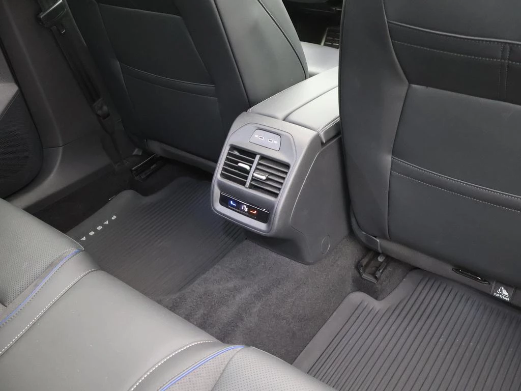 Volkswagen Passat SW Passat R-Line Business Premium 1.5TSI mHEV 150PK *AUTOMAAT*PANODAK*LEDER*ALCANTARA*SPORTZETELS*CAMERA*PDC*ACC*NAVI*...*