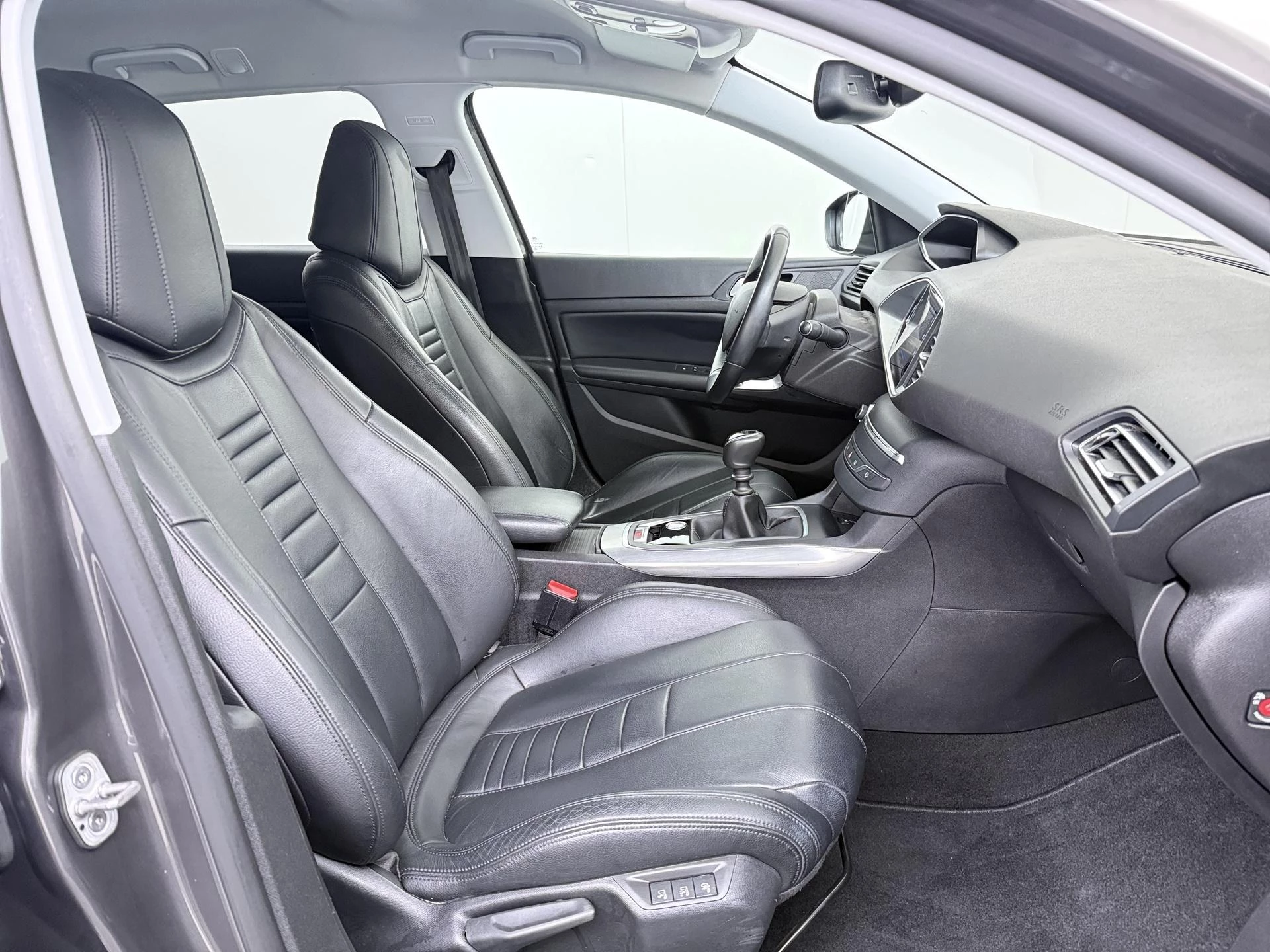 Peugeot-308-image-26