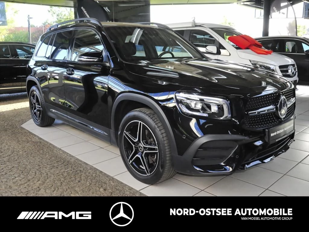Mercedes-Benz GLB 200 d AMG PANO TEMPO 360° AHK SITZHZG NIGHT AMG Line
