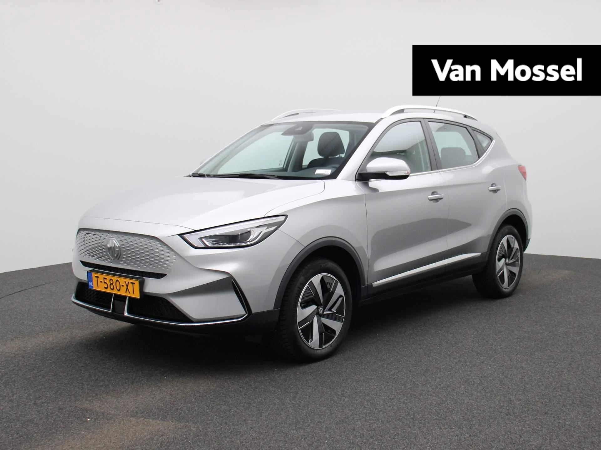 MG-ZS EV-image-0