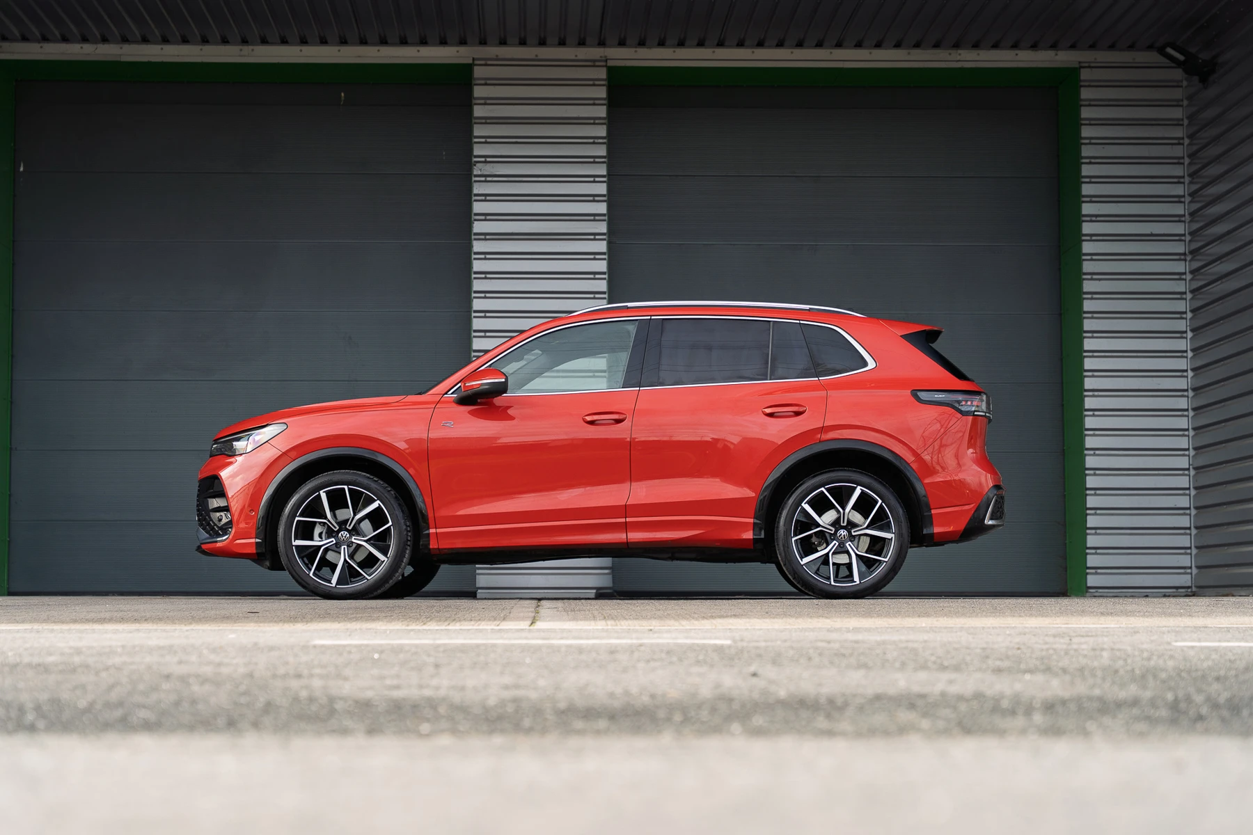 Volkswagen-Tiguan-image-73