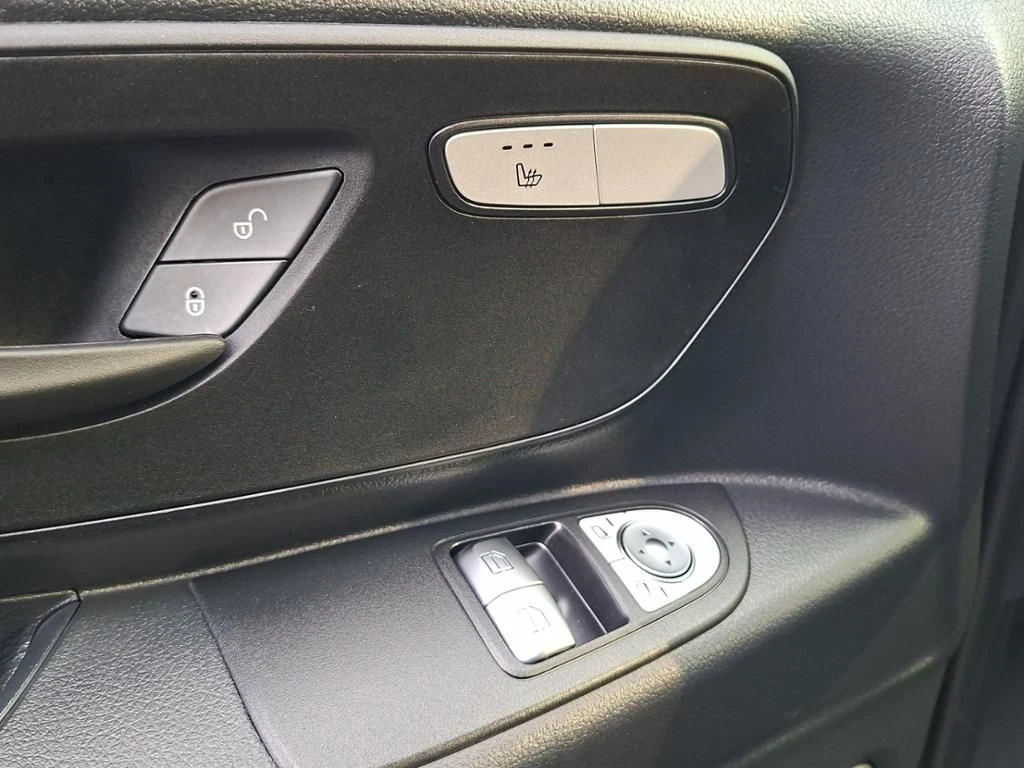 Mercedes-Benz-Vito 116-image-18