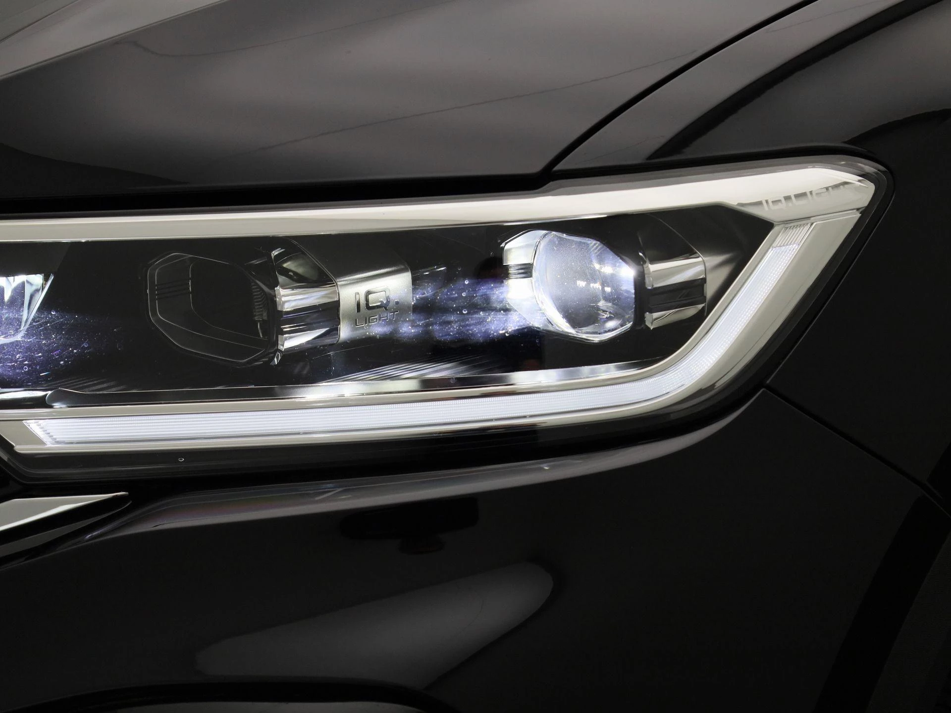 Volkswagen T-Roc 1.5 TSI R-Line | 150 PK |