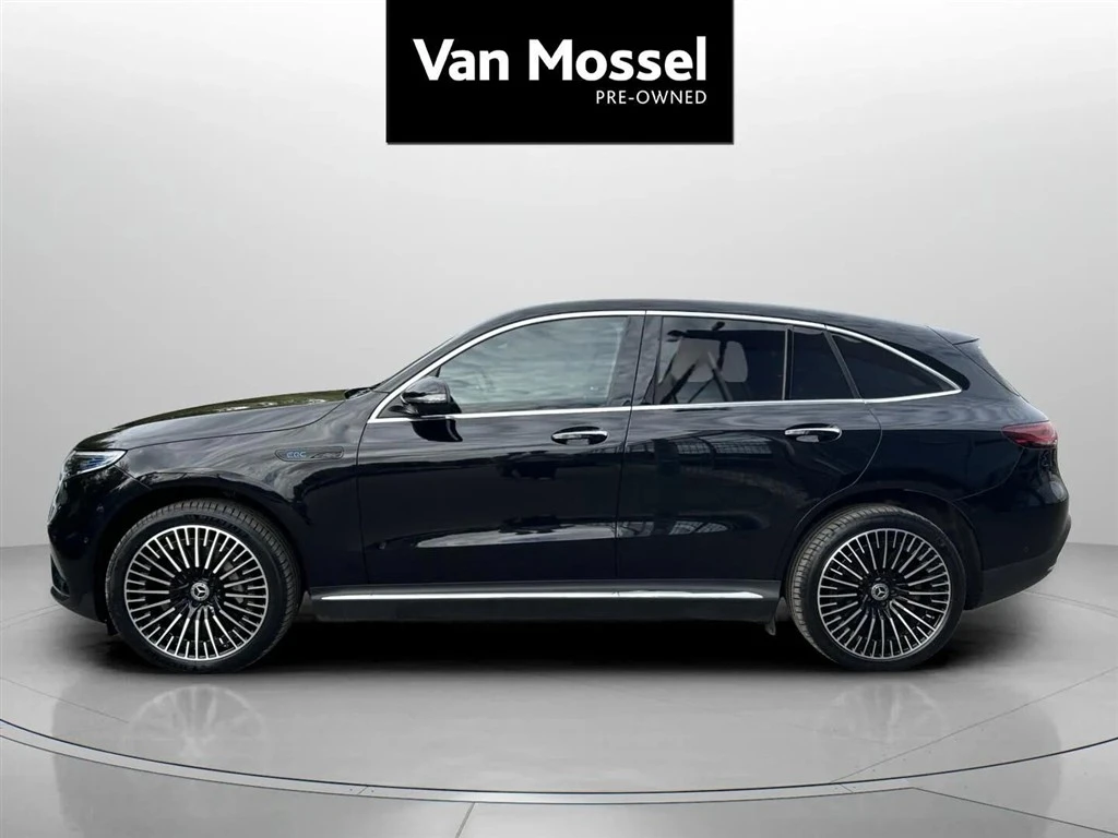 Mercedes-Benz-EQC-image-7