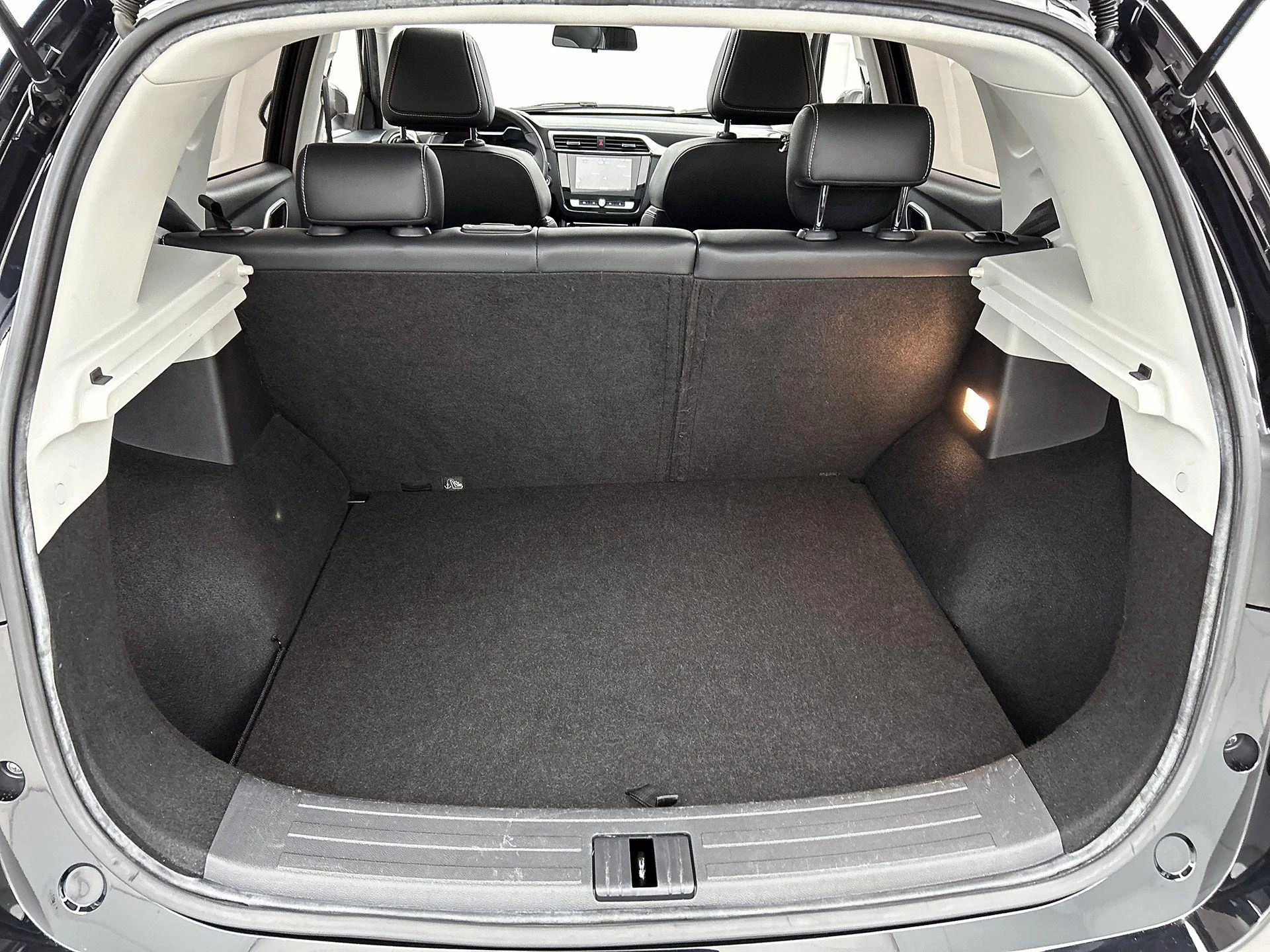 MG ZS EV Luxury 45 kWh