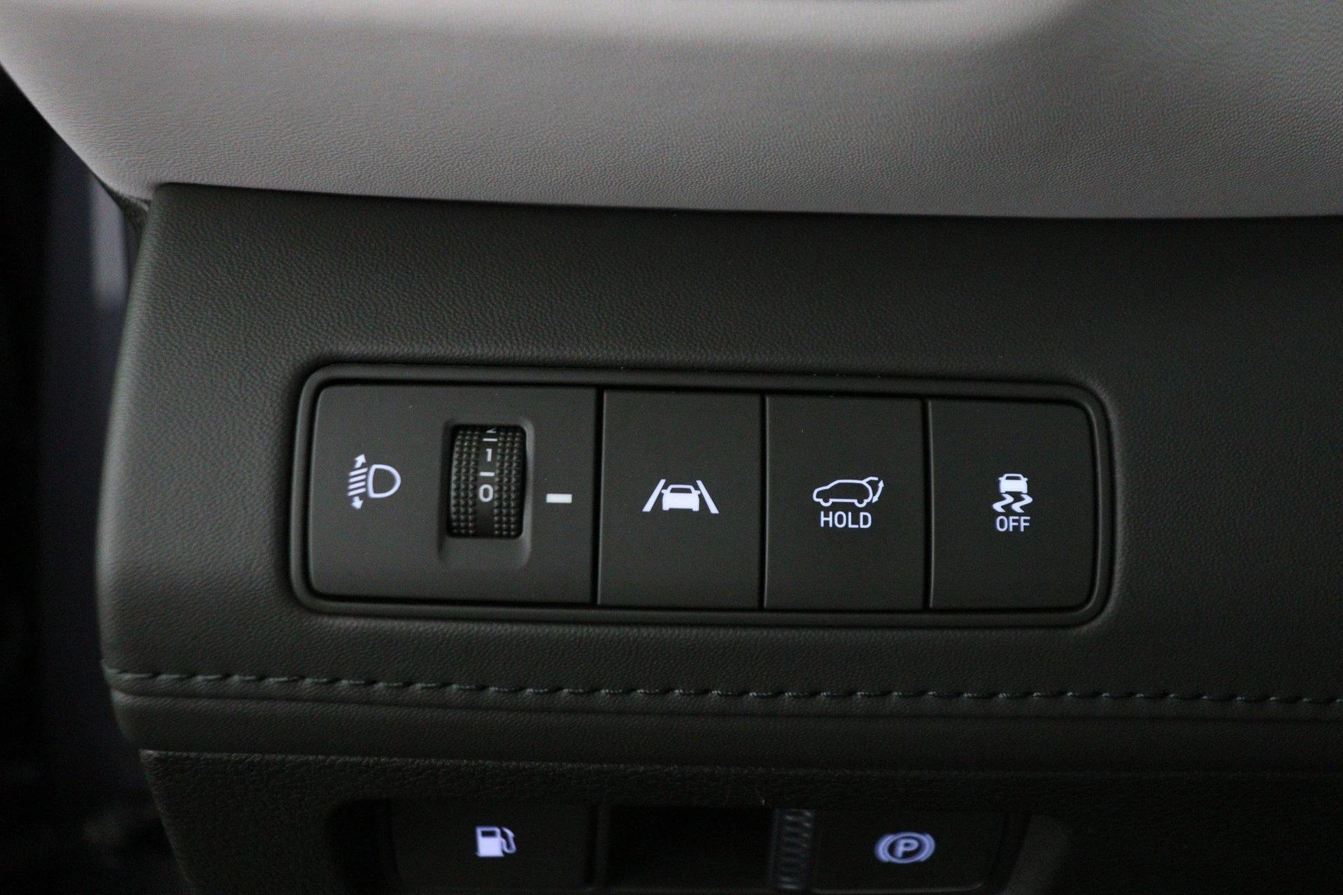 Hyundai-Santa Fe-image-21