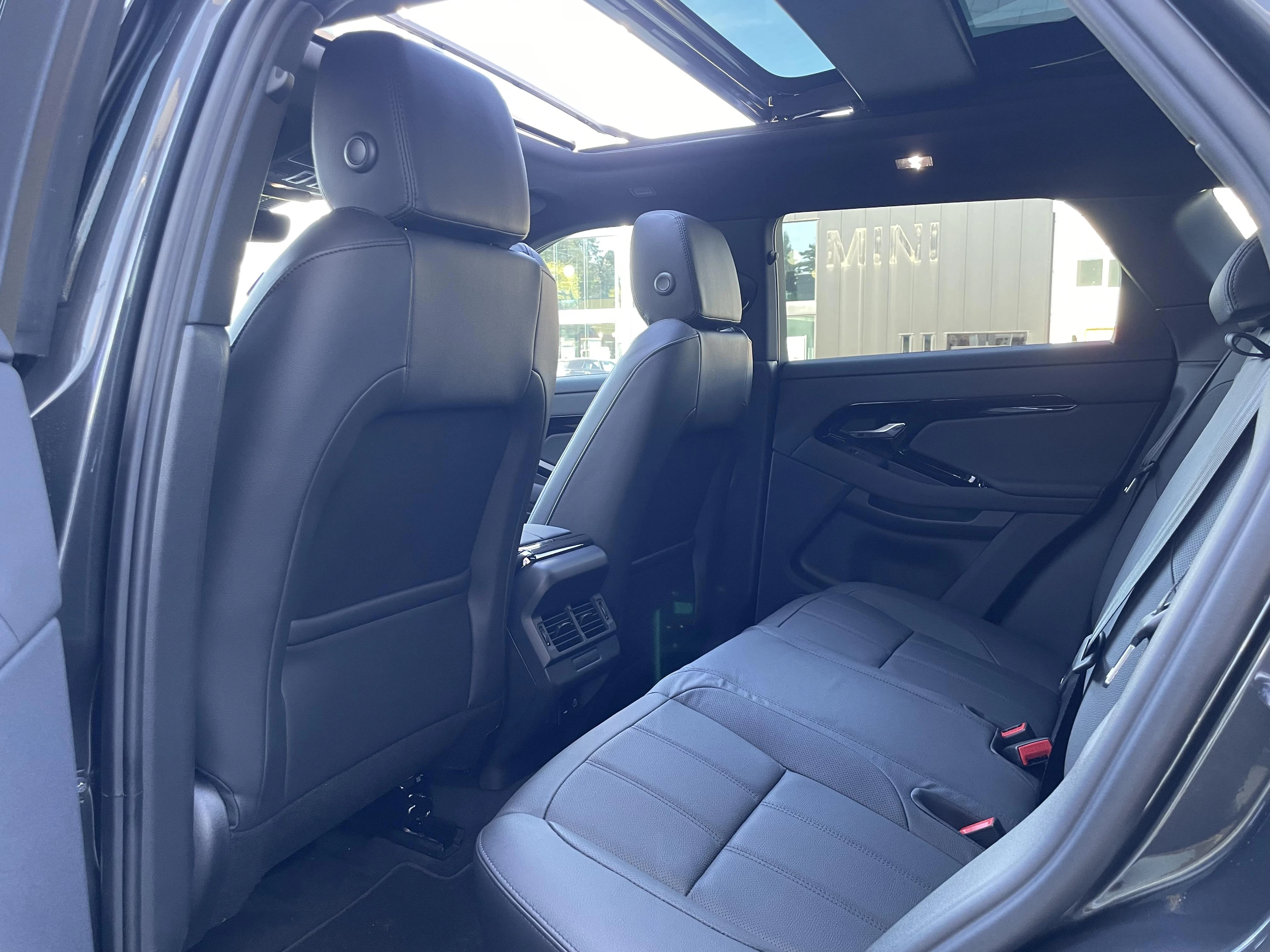 Land Rover Range Rover Evoque P160 S FWD Auto. 26.5MY