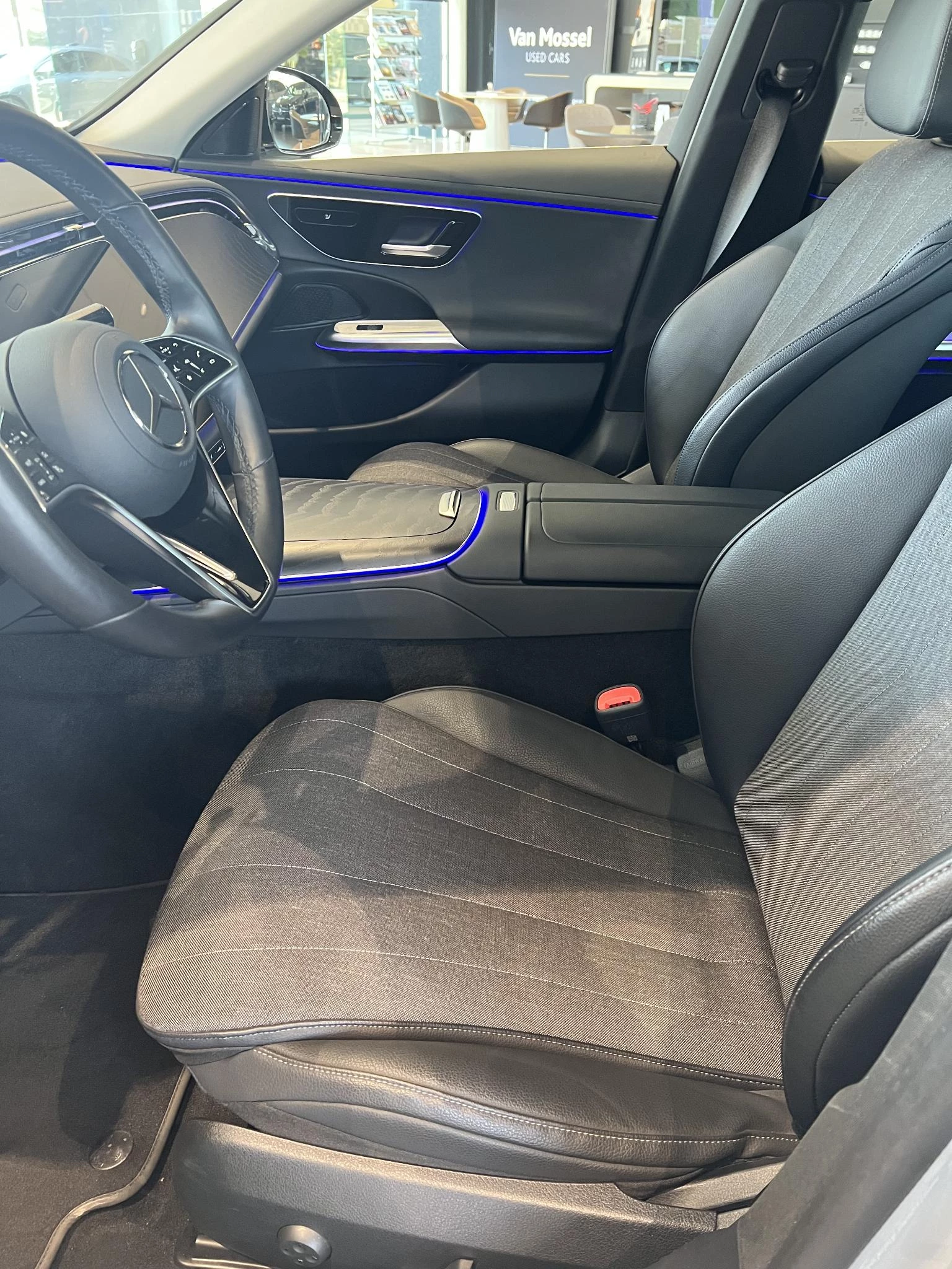 Mercedes-Benz-Classe E-image-5