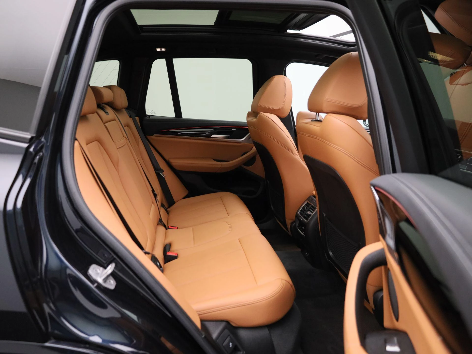 BMW-iX3-image-44