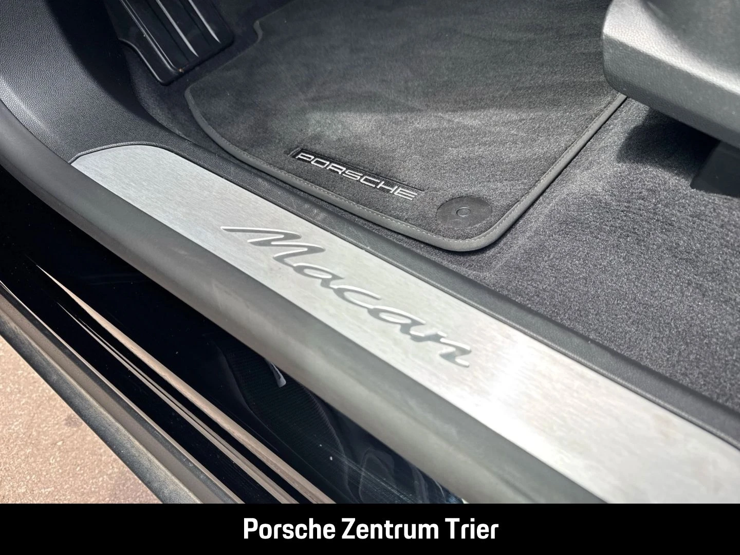 Porsche-Macan-image-20