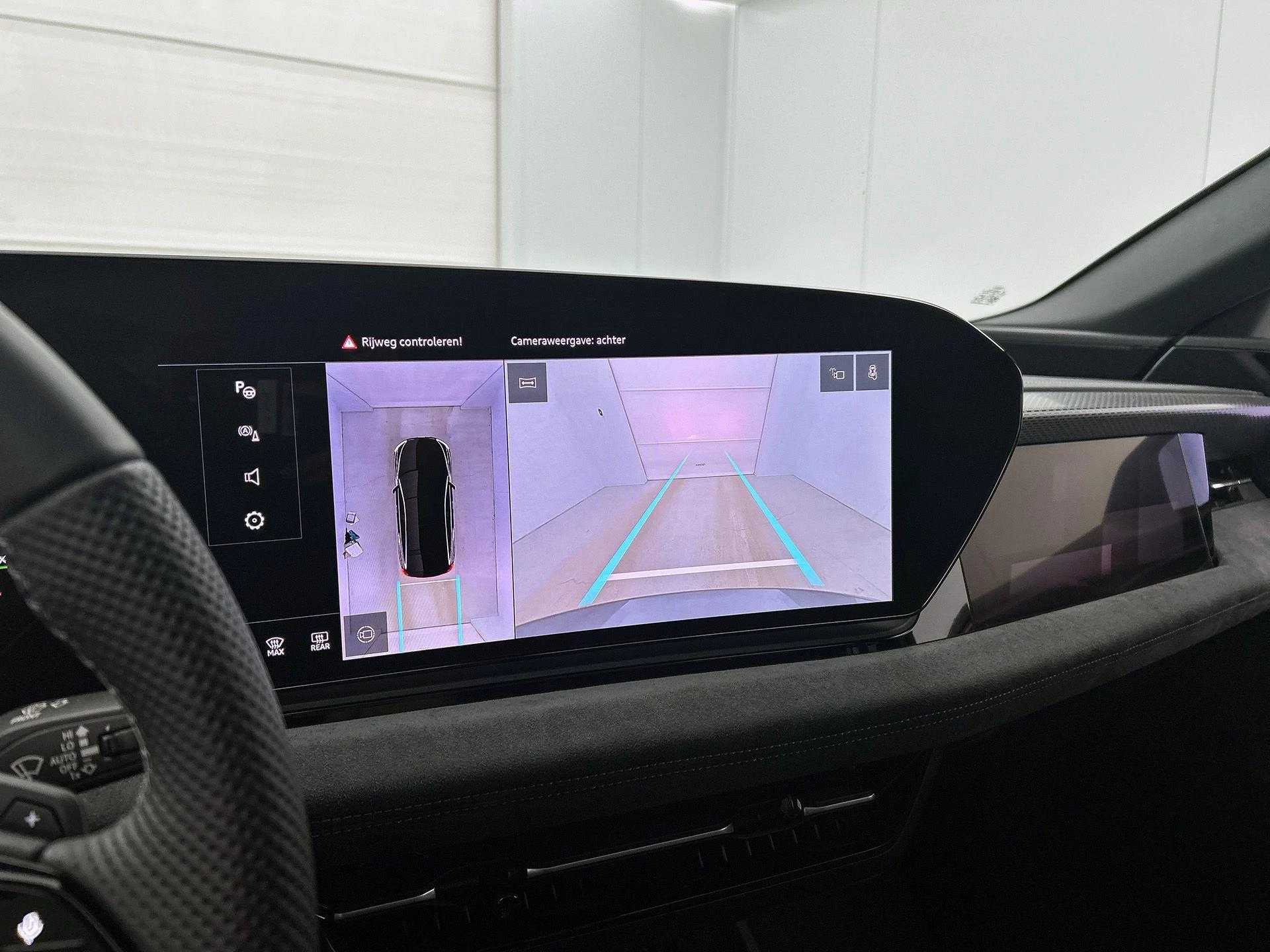 Audi-A6 Avant e-tron-image-14