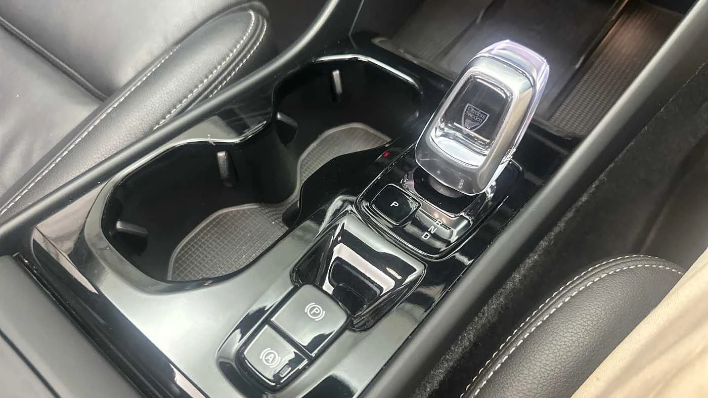 Volvo-XC40-image-34