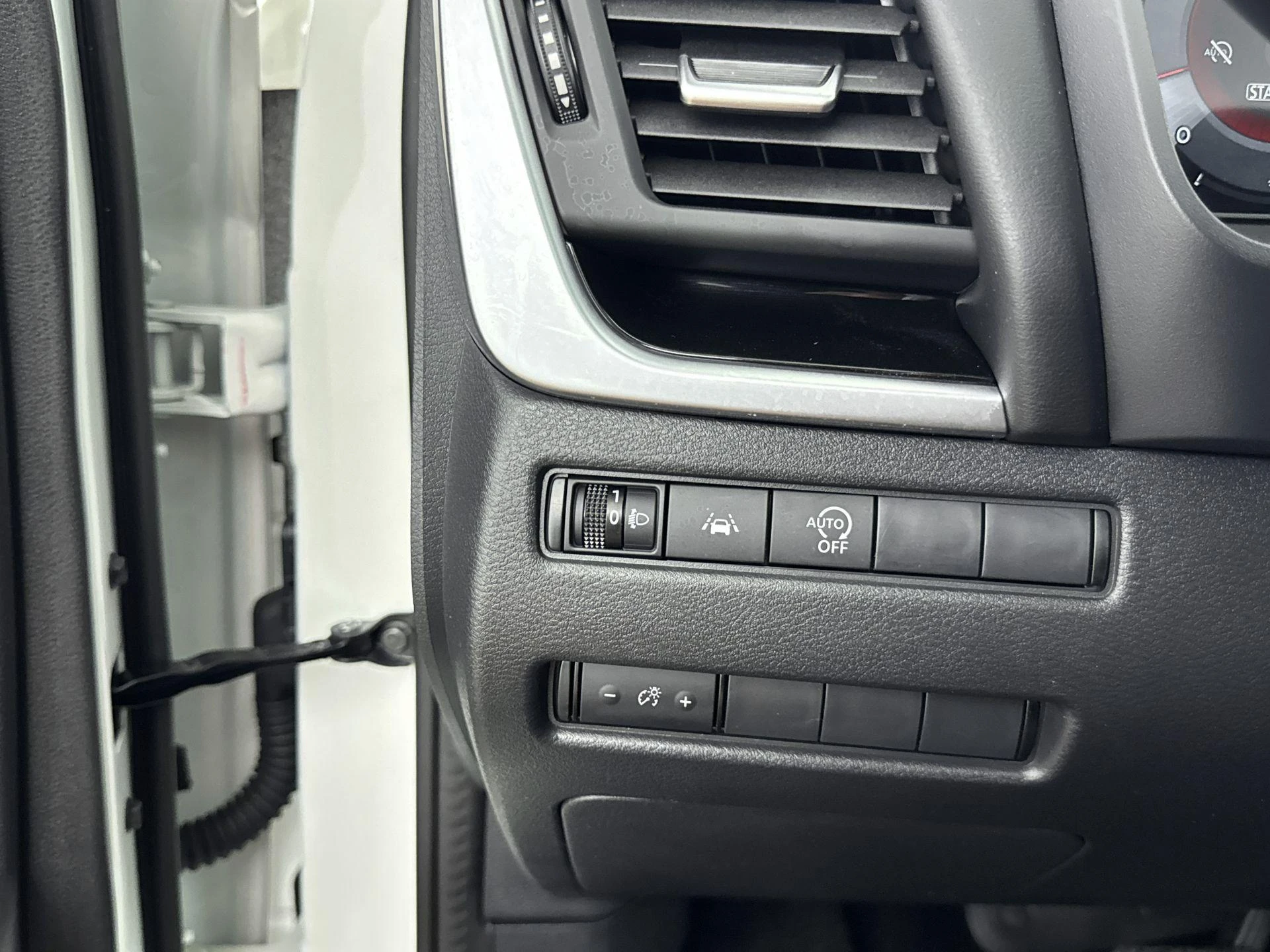 Nissan QASHQAI 1.3 MHEV Xtronic N-Connecta