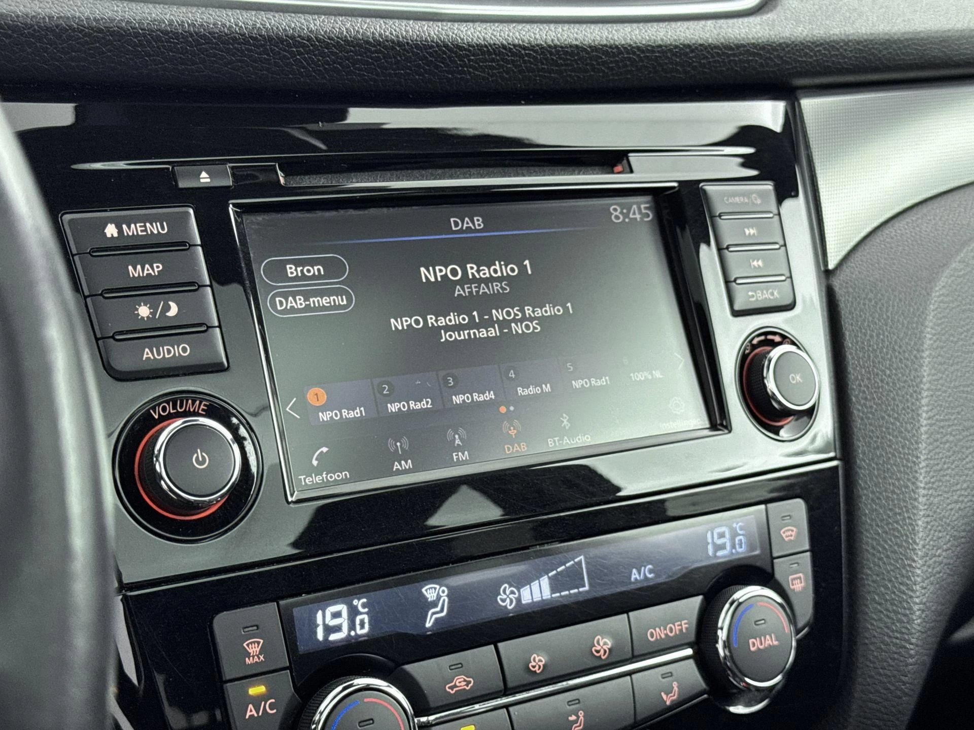 Nissan-QASHQAI-image-18