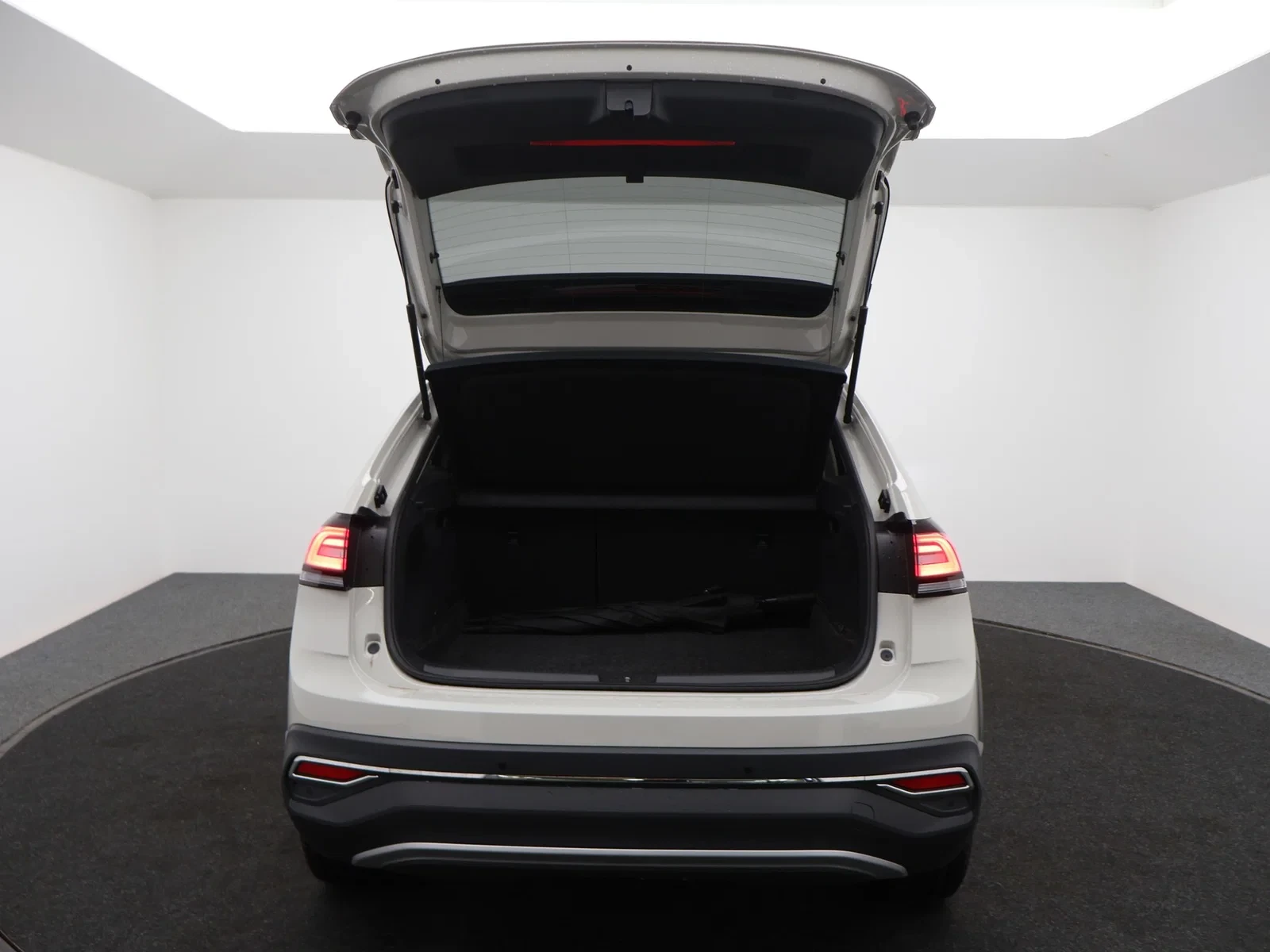 Volkswagen-Taigo-image-14