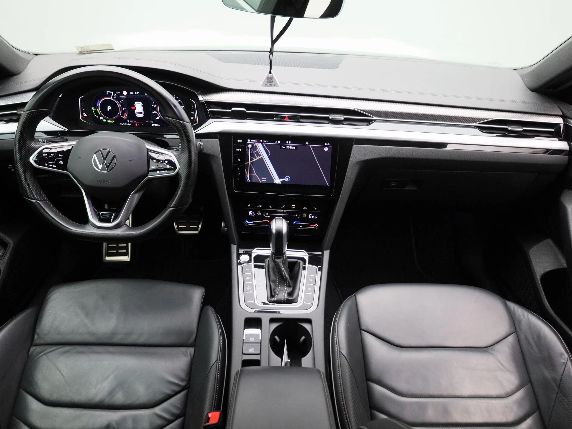 Volkswagen-Arteon-image-8