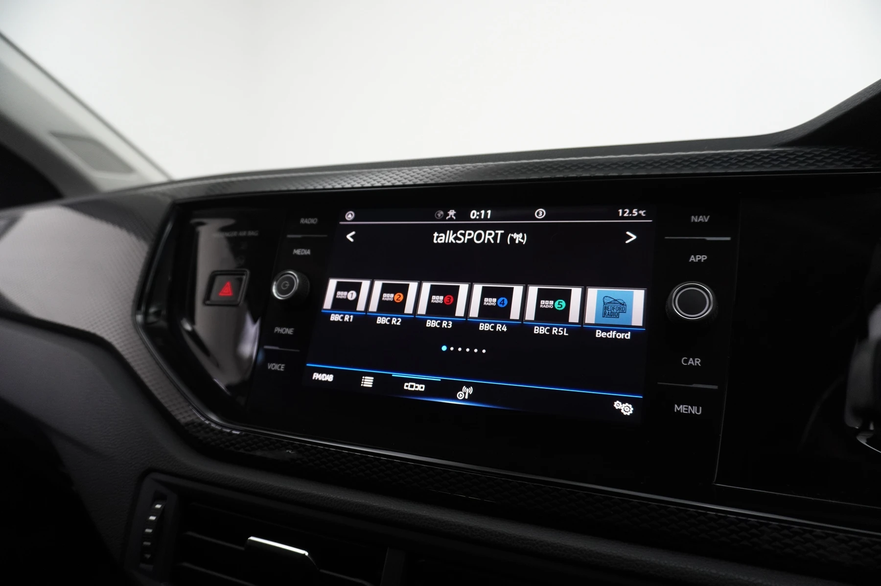 Volkswagen-Polo-image-21