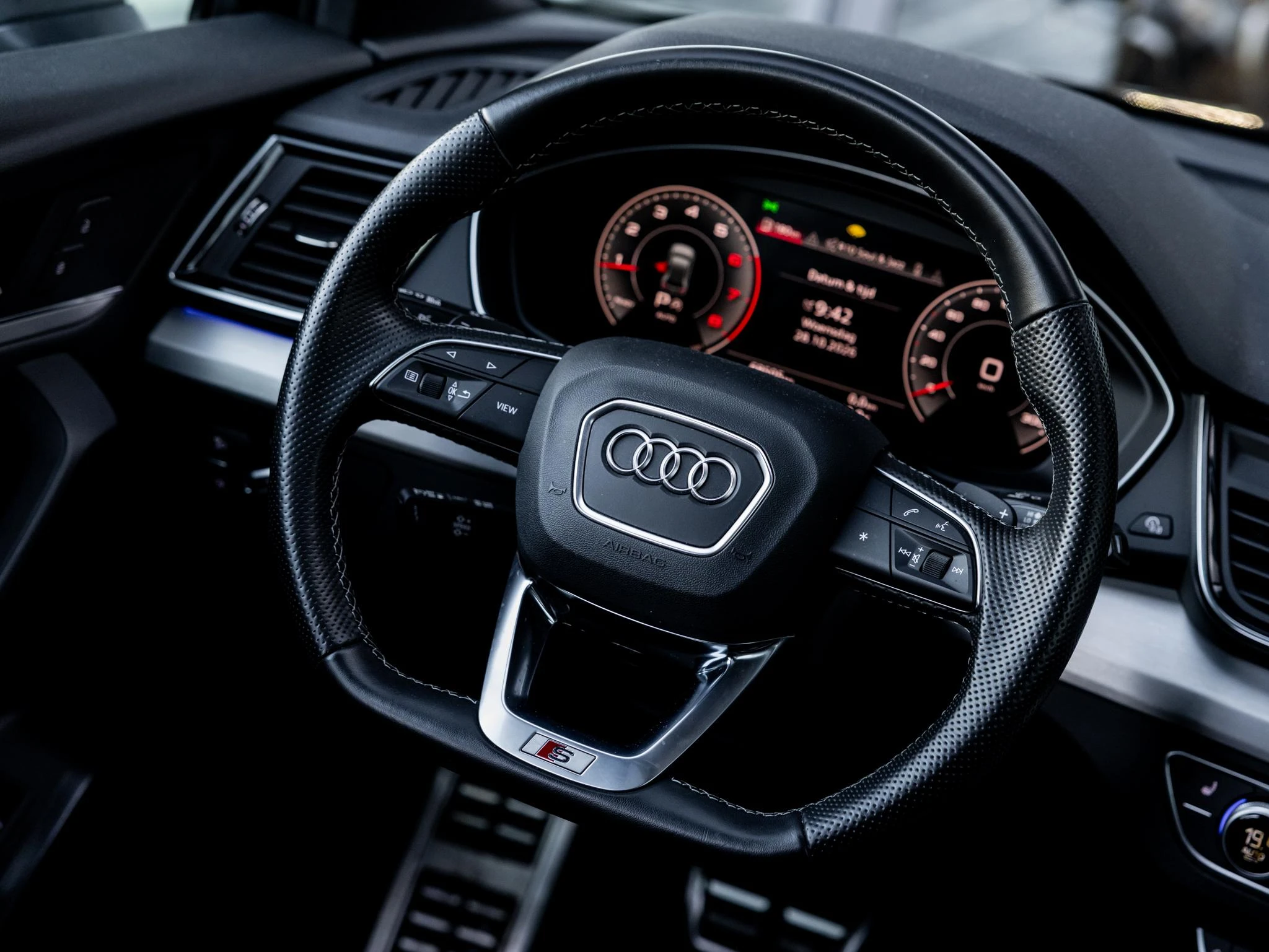 Audi-Q5-image-25
