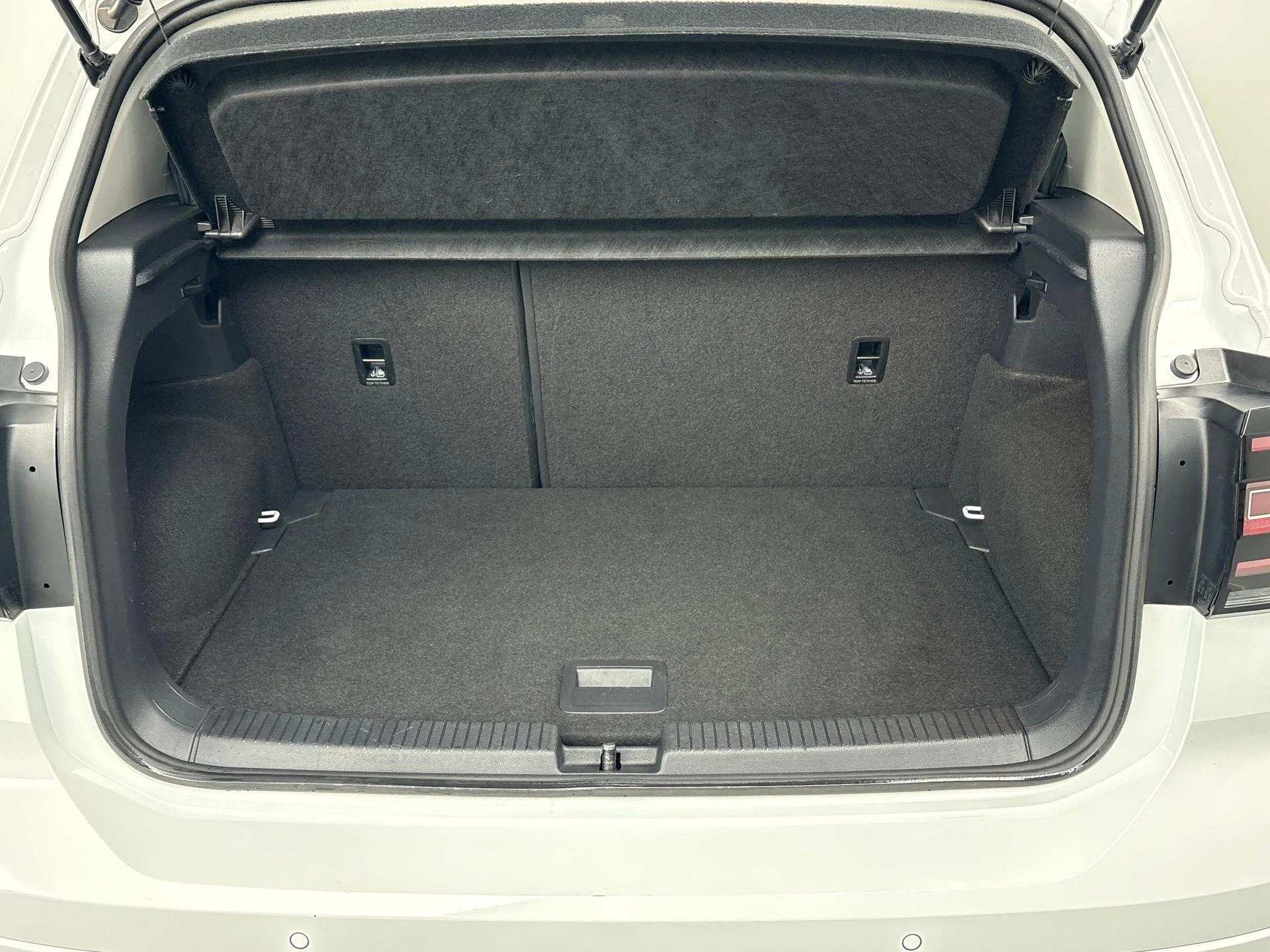 Volkswagen-T-Cross-image-23