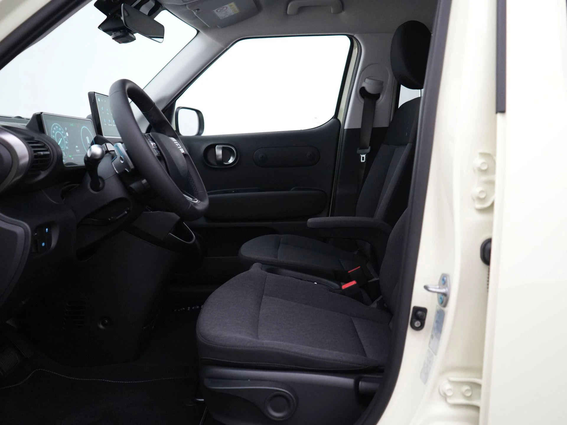 Hyundai-Inster-image-35