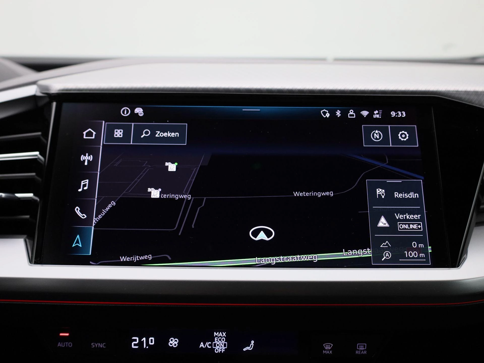 Audi-Q4 e-tron-image-16