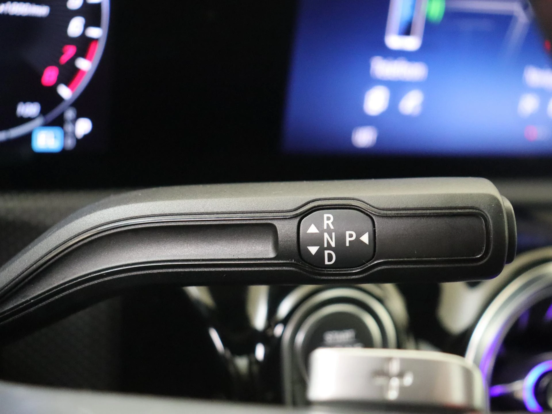 Mercedes-Benz-A-Klasse-image-14