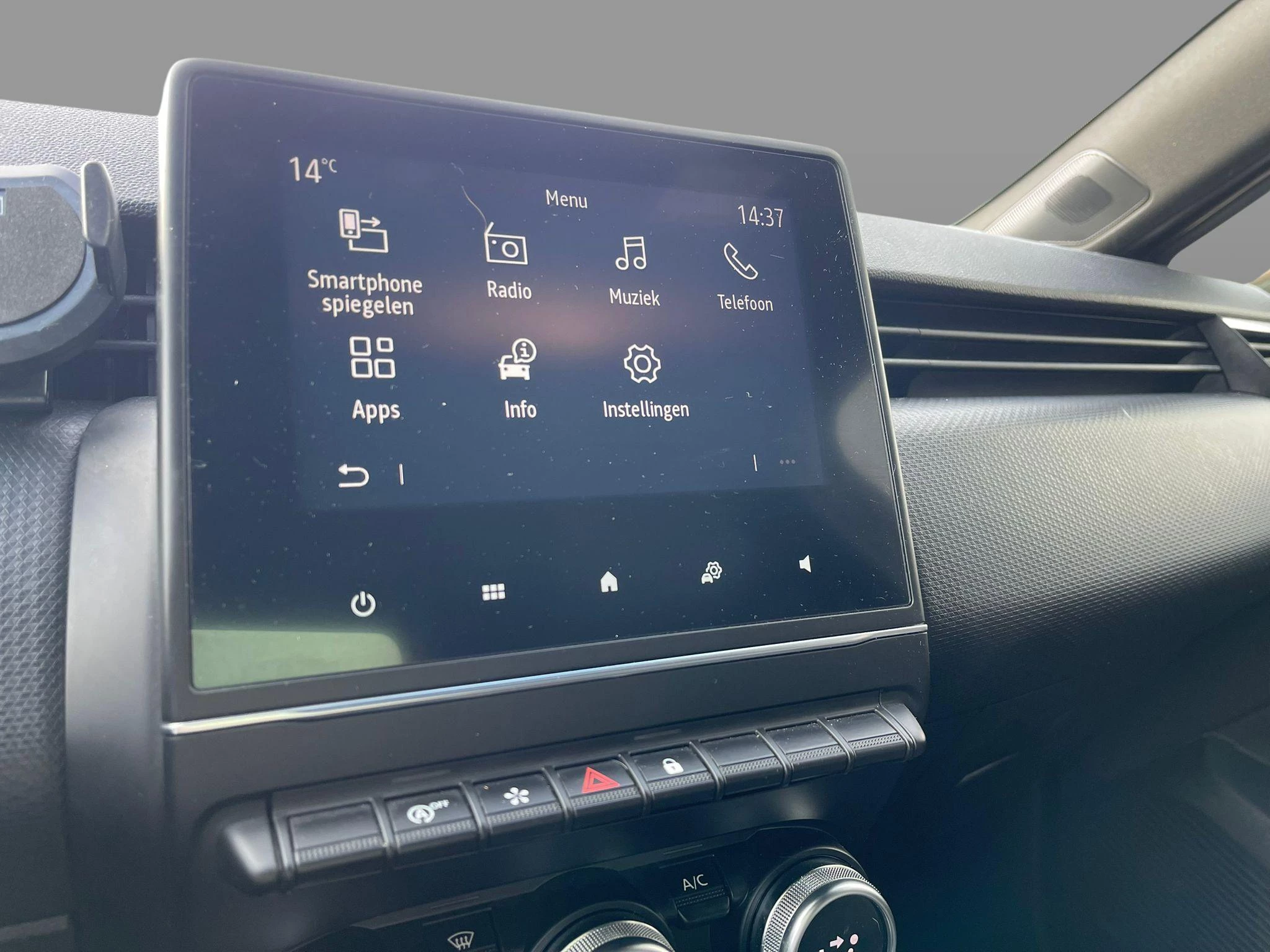 Renault Clio TCe 100 Intens