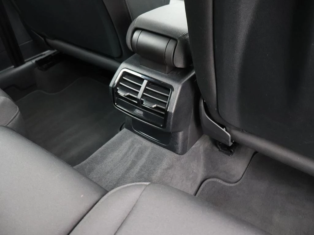 Audi Q3 PHEV Attraction PHEV 45TFSIe *AUTOMAAT*ACC*PDC*VIRTUAL COCKPIT*LANE ASSIST*...*