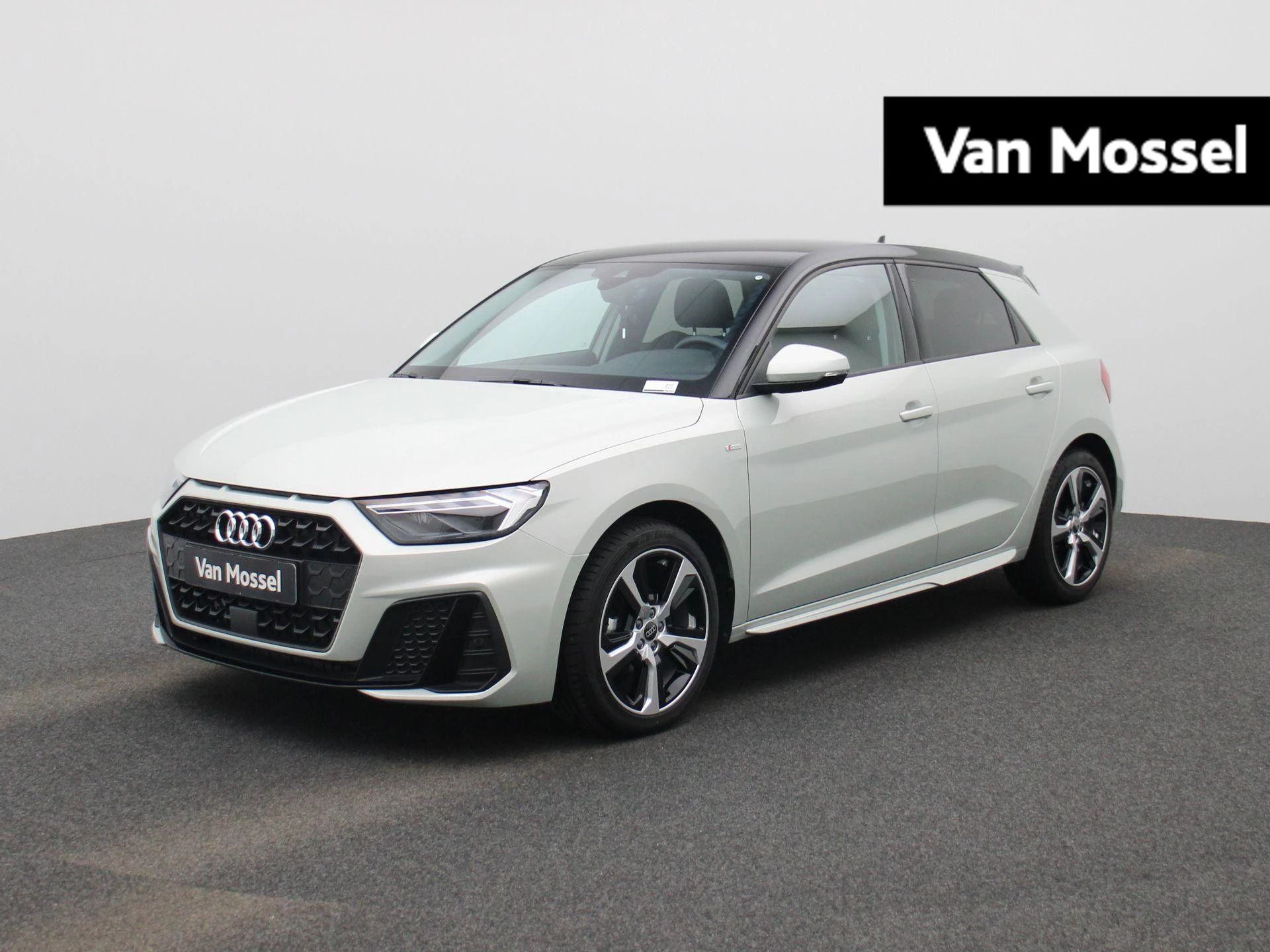 Audi-A1 Sportback-image-0