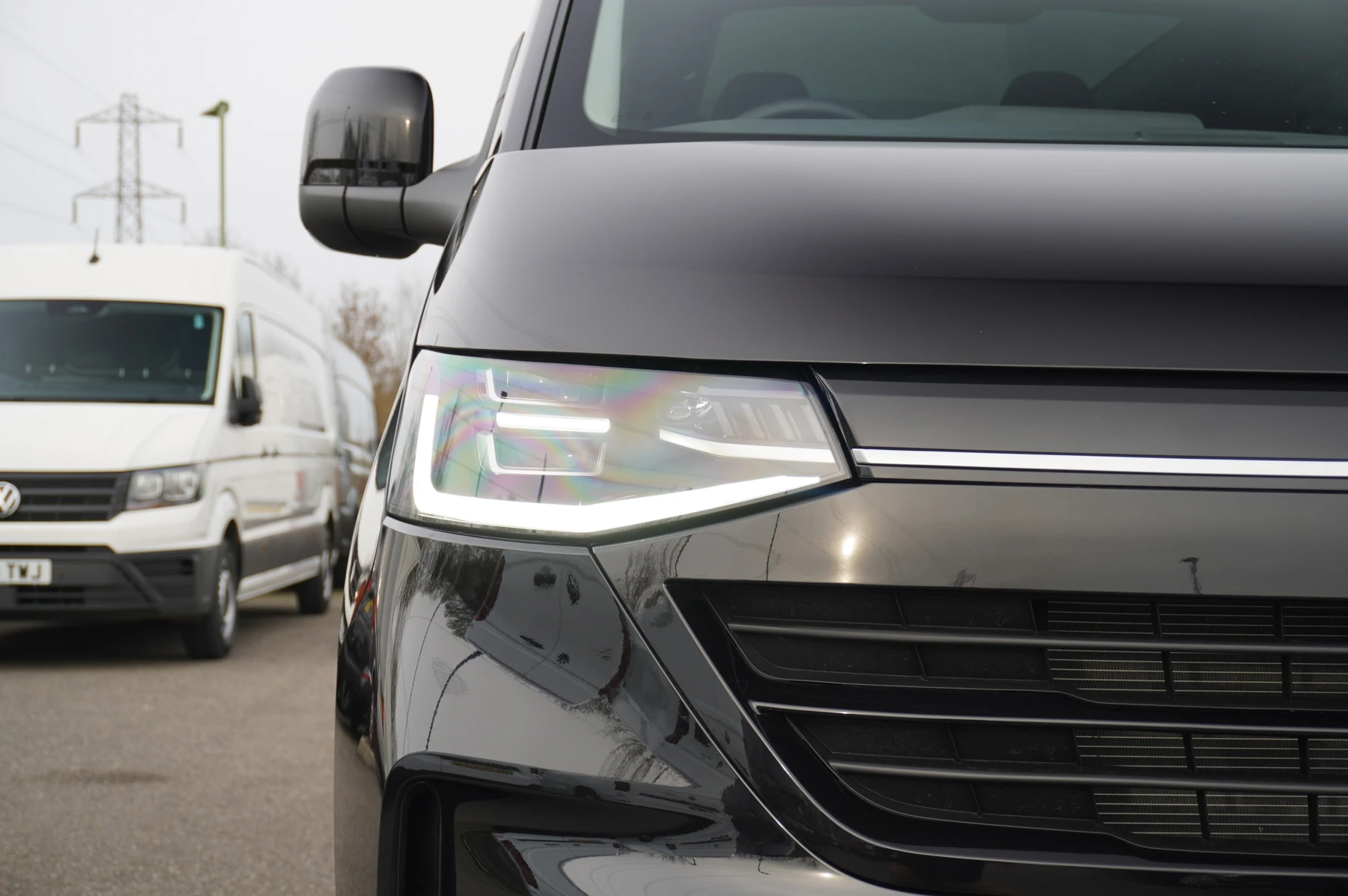 Volkswagen-Transporter-image-48