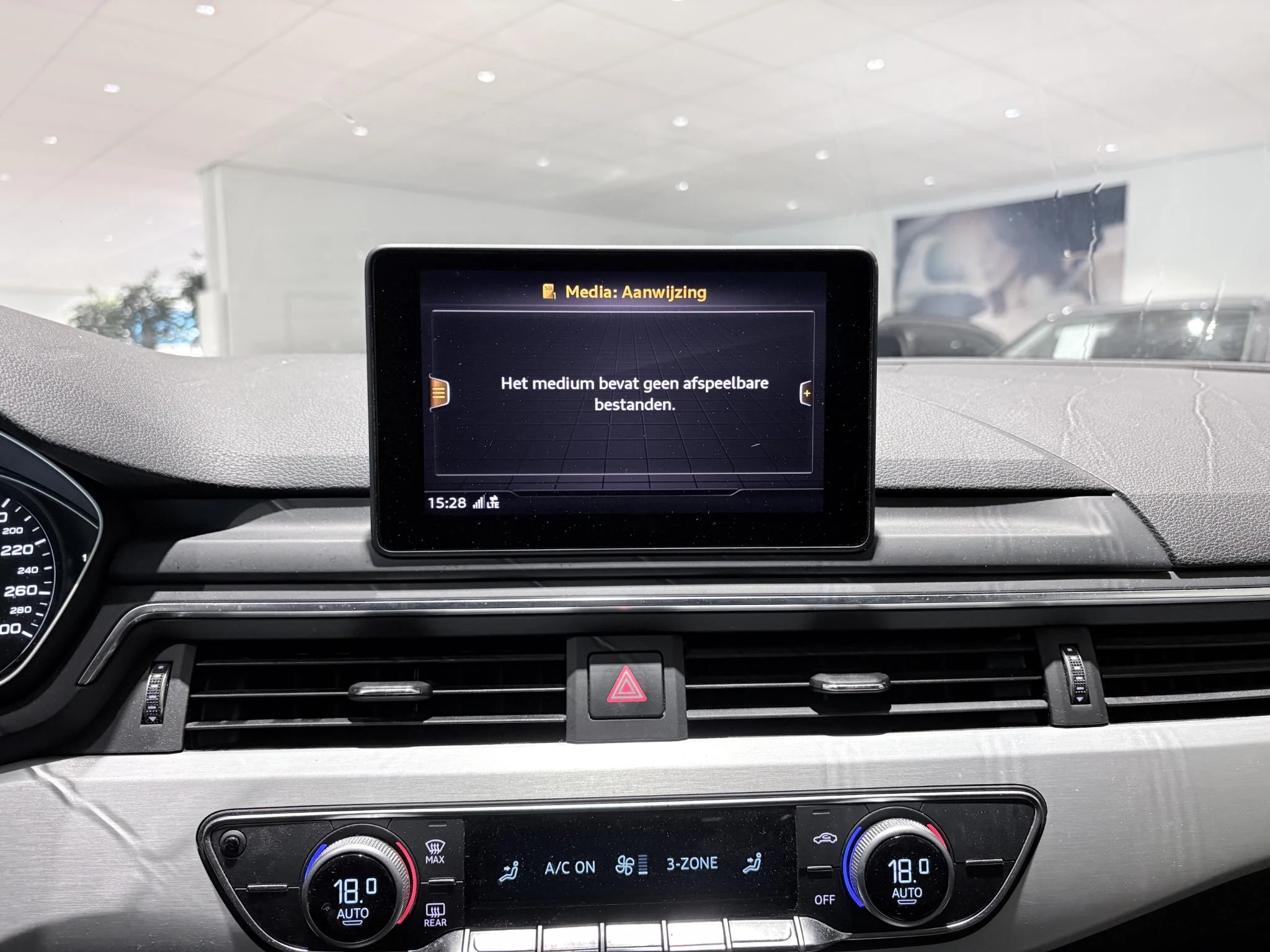Audi-A4-image-28