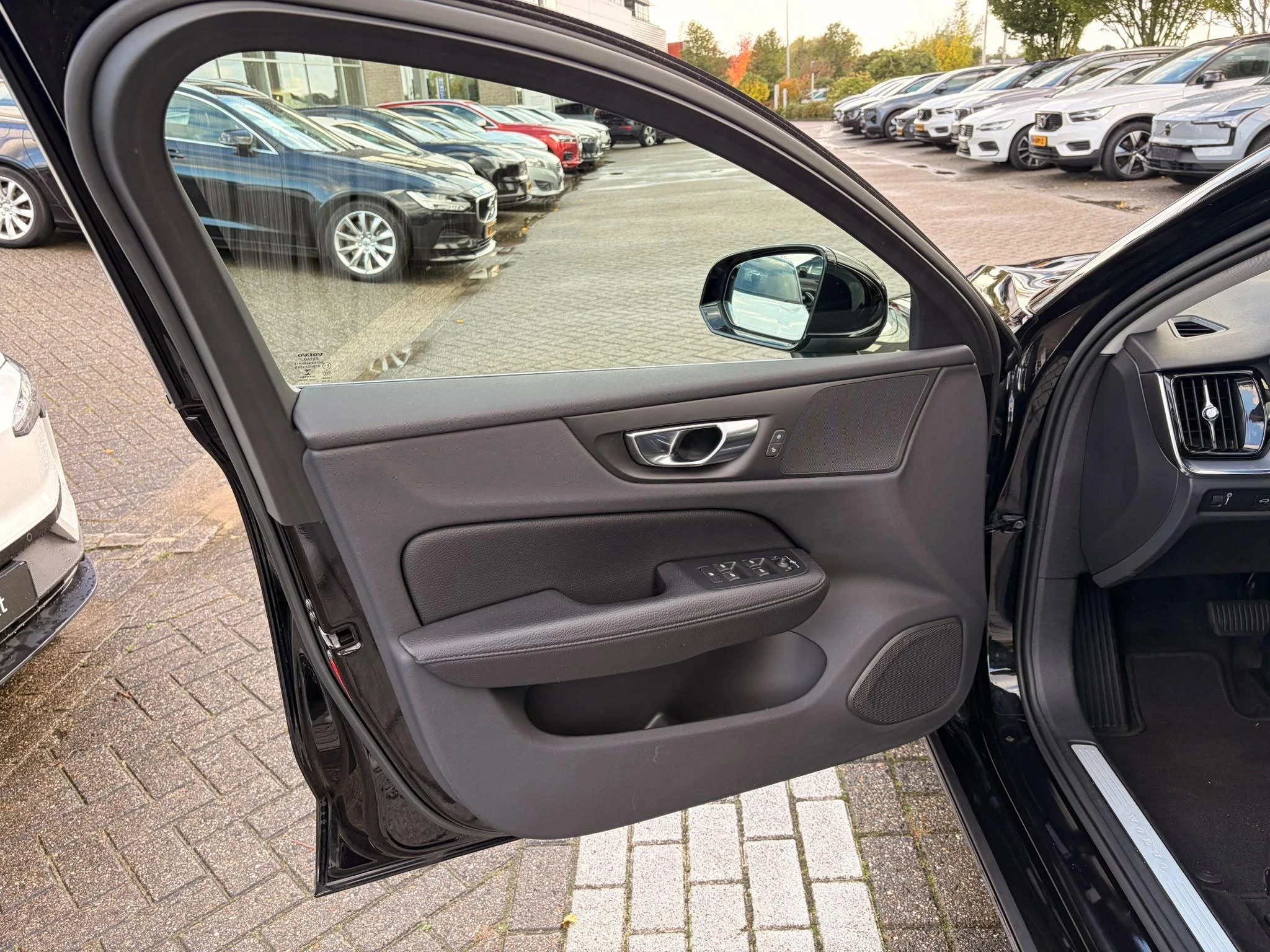 Volvo-V60-image-11