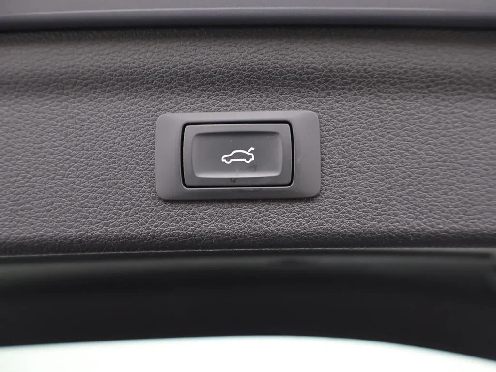 Audi-Q3-image-16